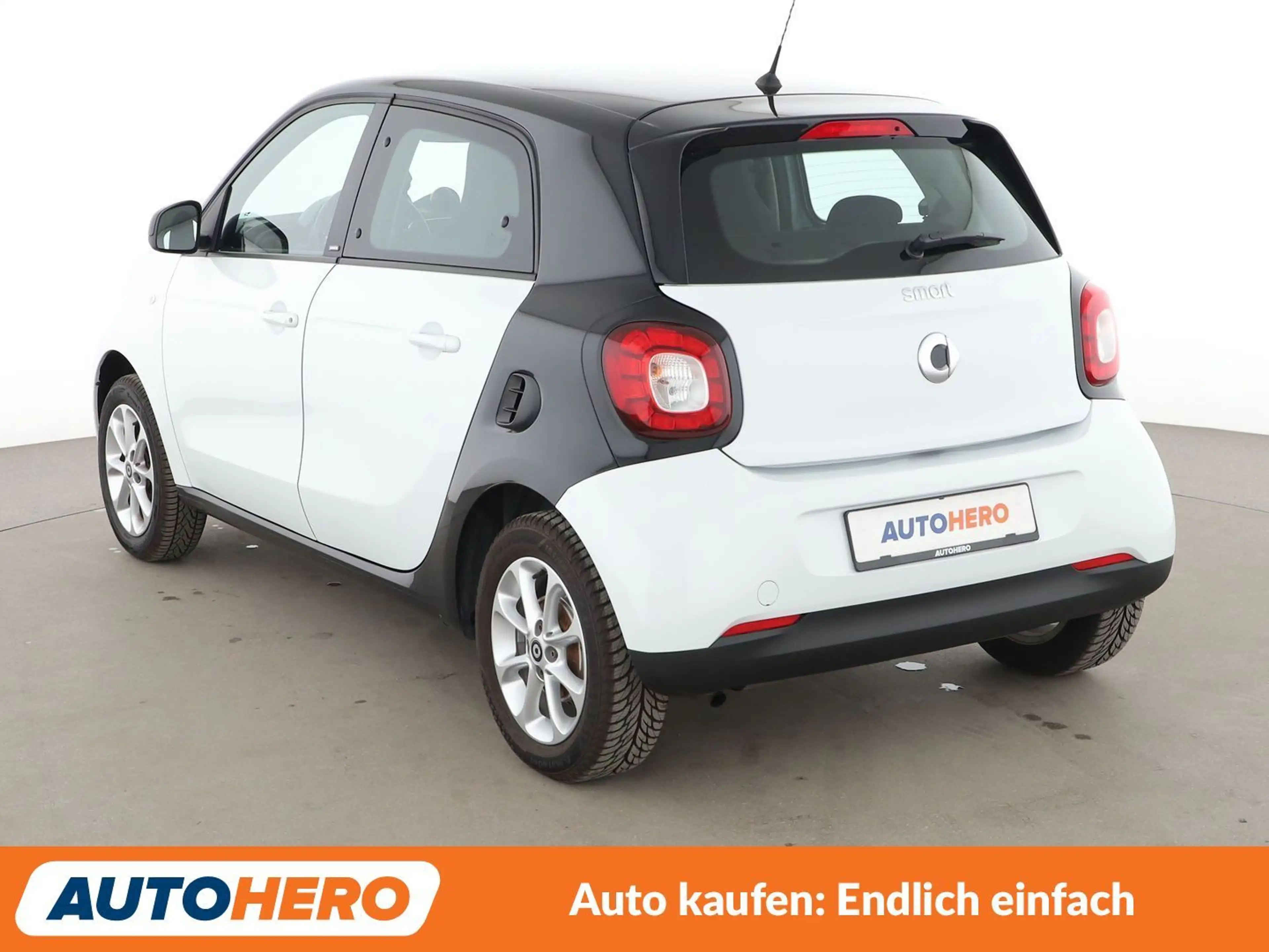 smart forFour 0.9 Turbo Basis passion Aut.*TEMPO*ALU* — photo 4