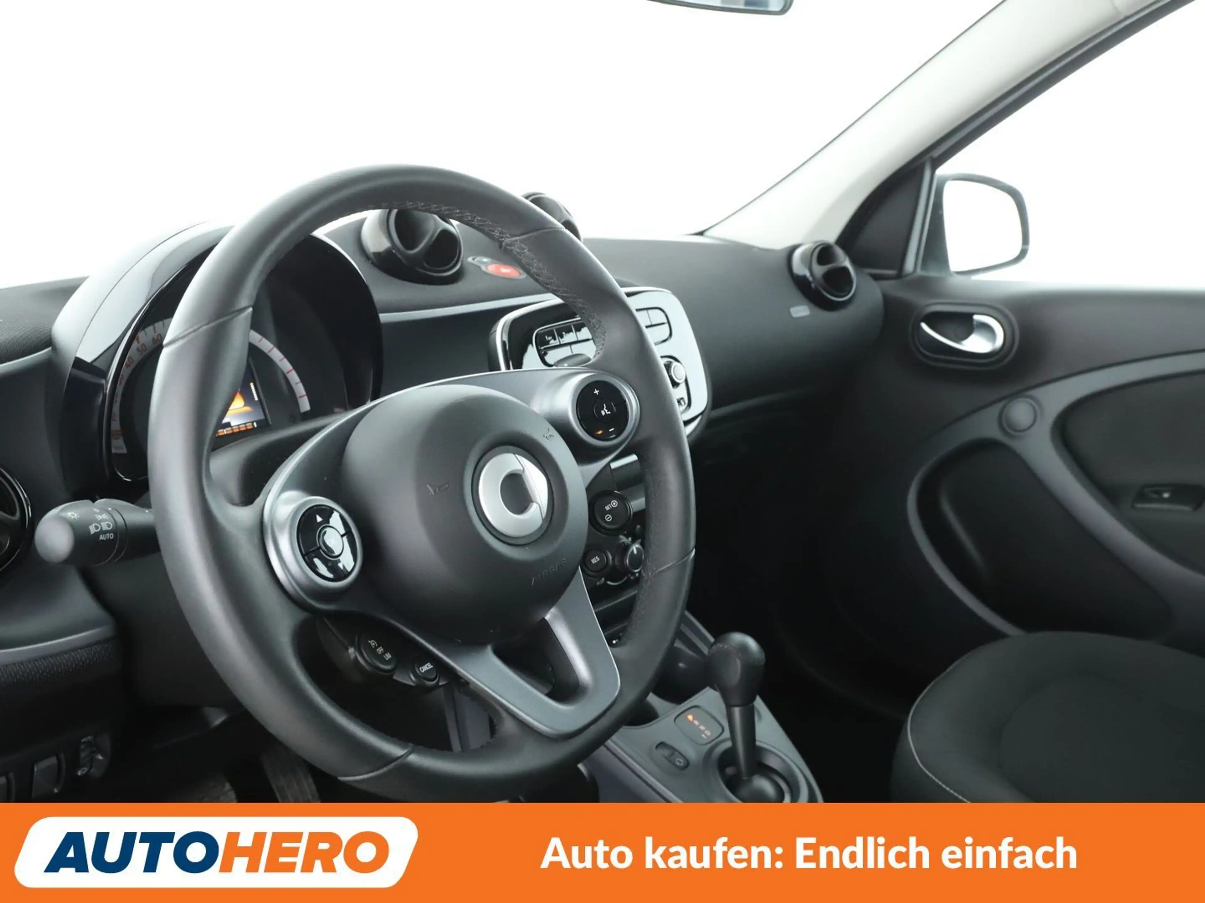 smart forFour 0.9 Turbo Basis passion Aut.*TEMPO*ALU* — photo 11
