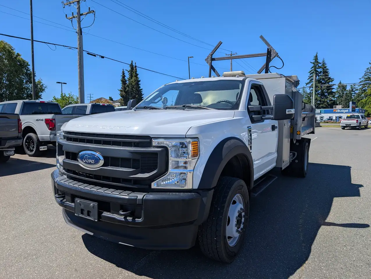 Ford F-600 Super Duty снимка Ford F-600 Super Duty
