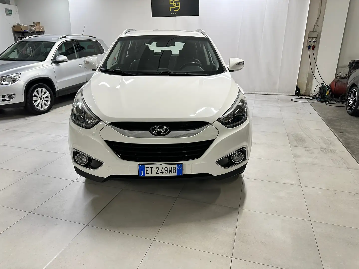 Hyundai iX35 ix35 1.7 crdi Xpossible 115cv 2wd Blanc - 2
