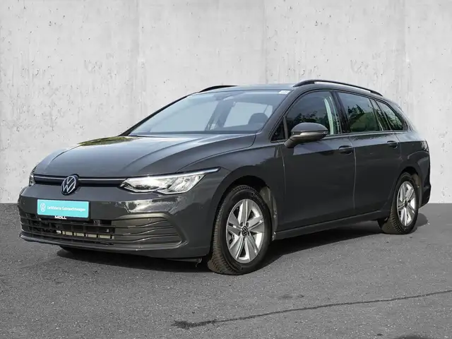 Volkswagen Golf view 2