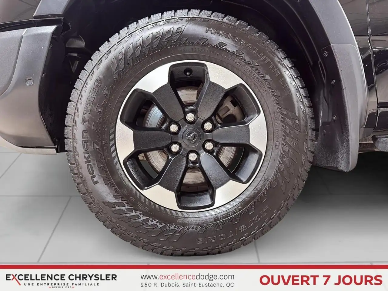 RAM 1500 снимка RAM 1500