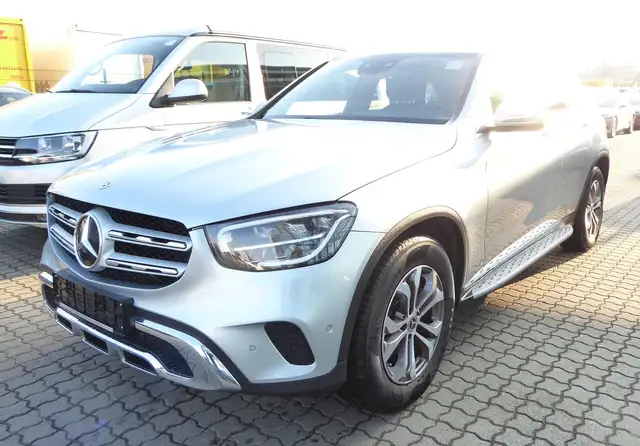 Mercedes-Benz GLC 200 4Matic Navi PDC Kamera LED 1Hd