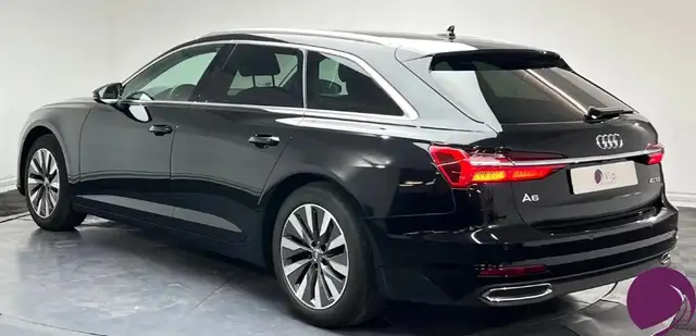 Audi A6 view 6