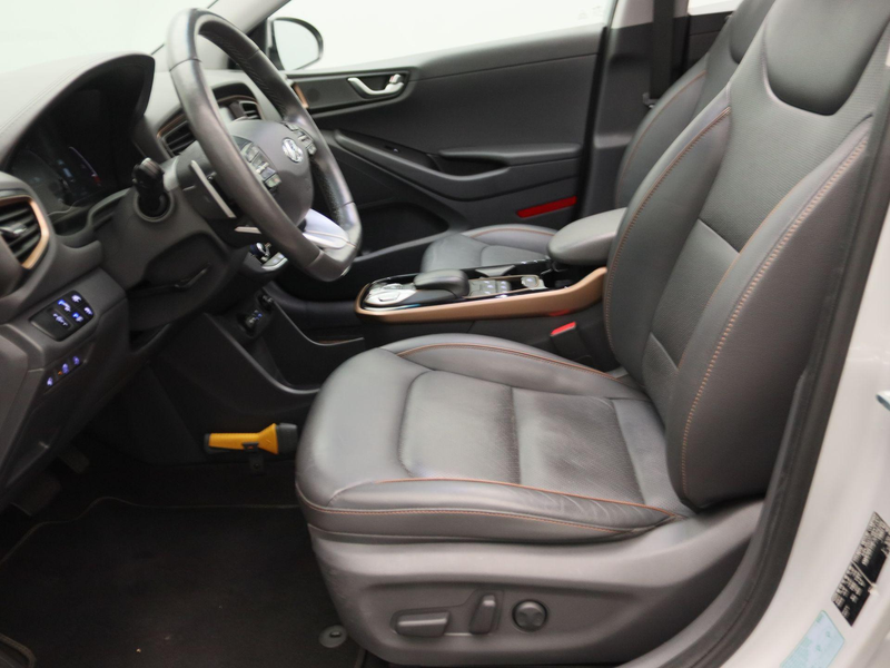 Hyundai IONIQ Premium EV | Schuifdak | Leder | Stoelverwarming | — photo 14