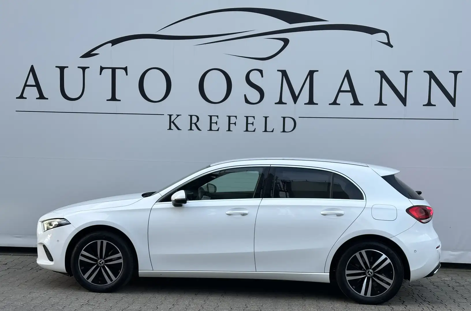 Mercedes-Benz A 250 e 8G-DCT Progressive LED RFK DAB Blanc - 2