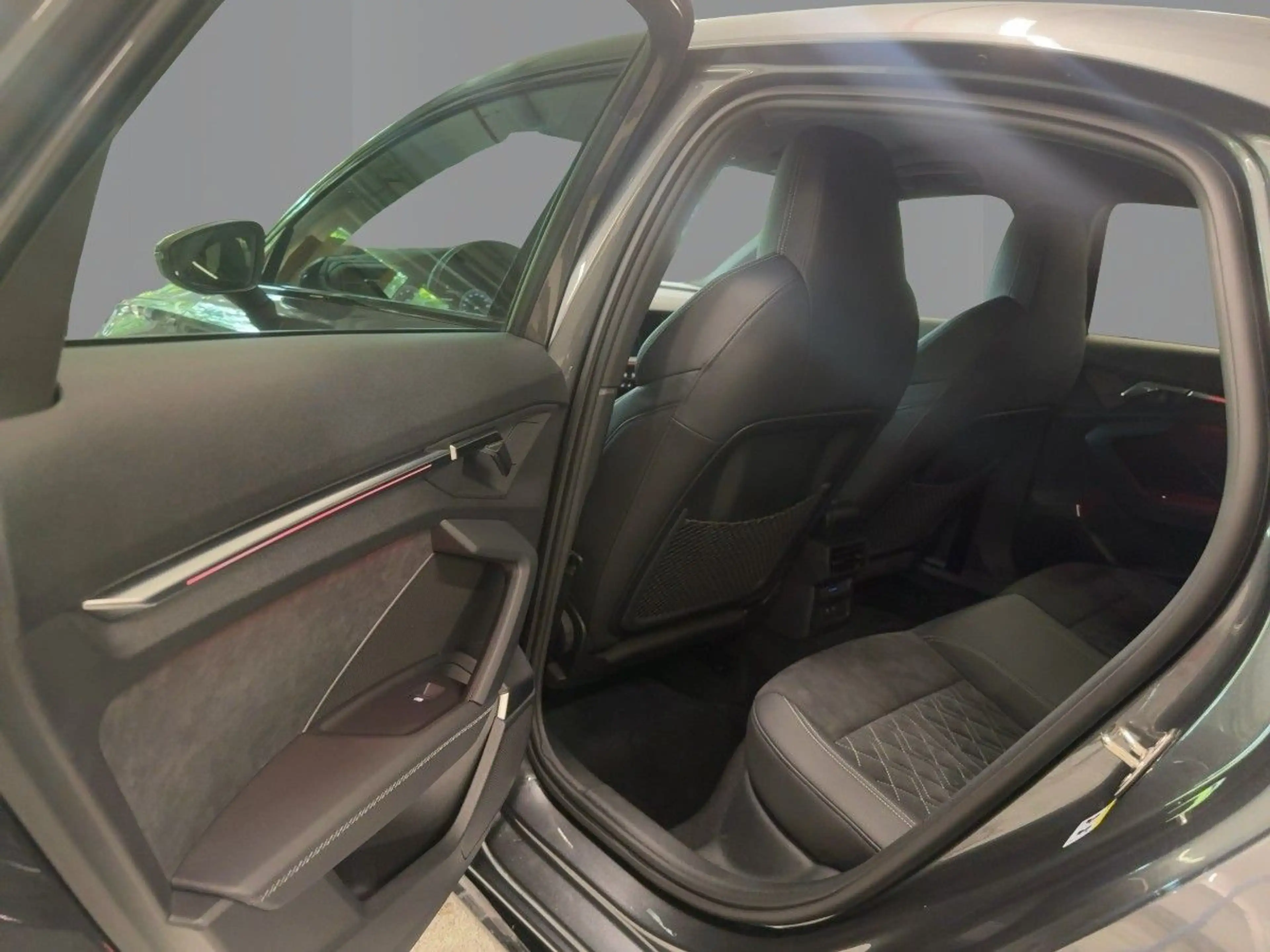 Audi A3 35 TFSI S line S tronic B&O Matrix — photo 9