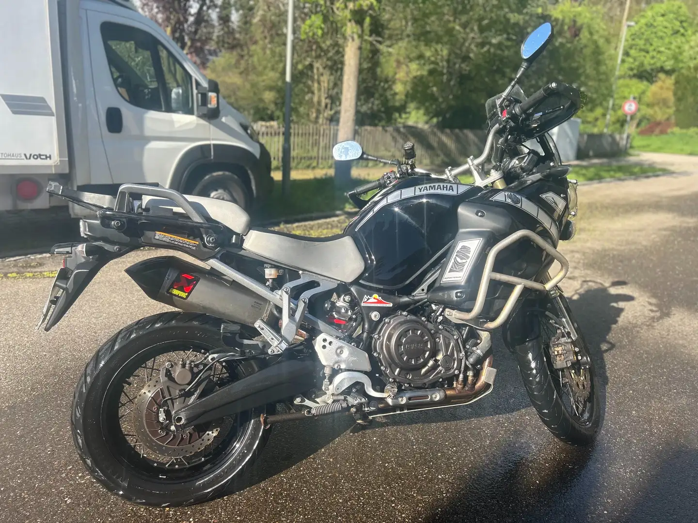 Yamaha XT 1200 Z Super Tenere (ABS+Akrapo) Чорний - 1