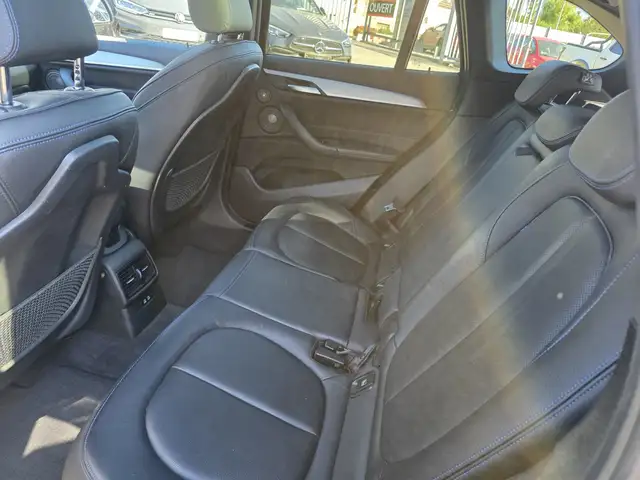 BMW X1 view 6