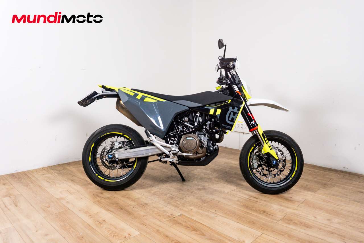 Husqvarna 701 Supermoto