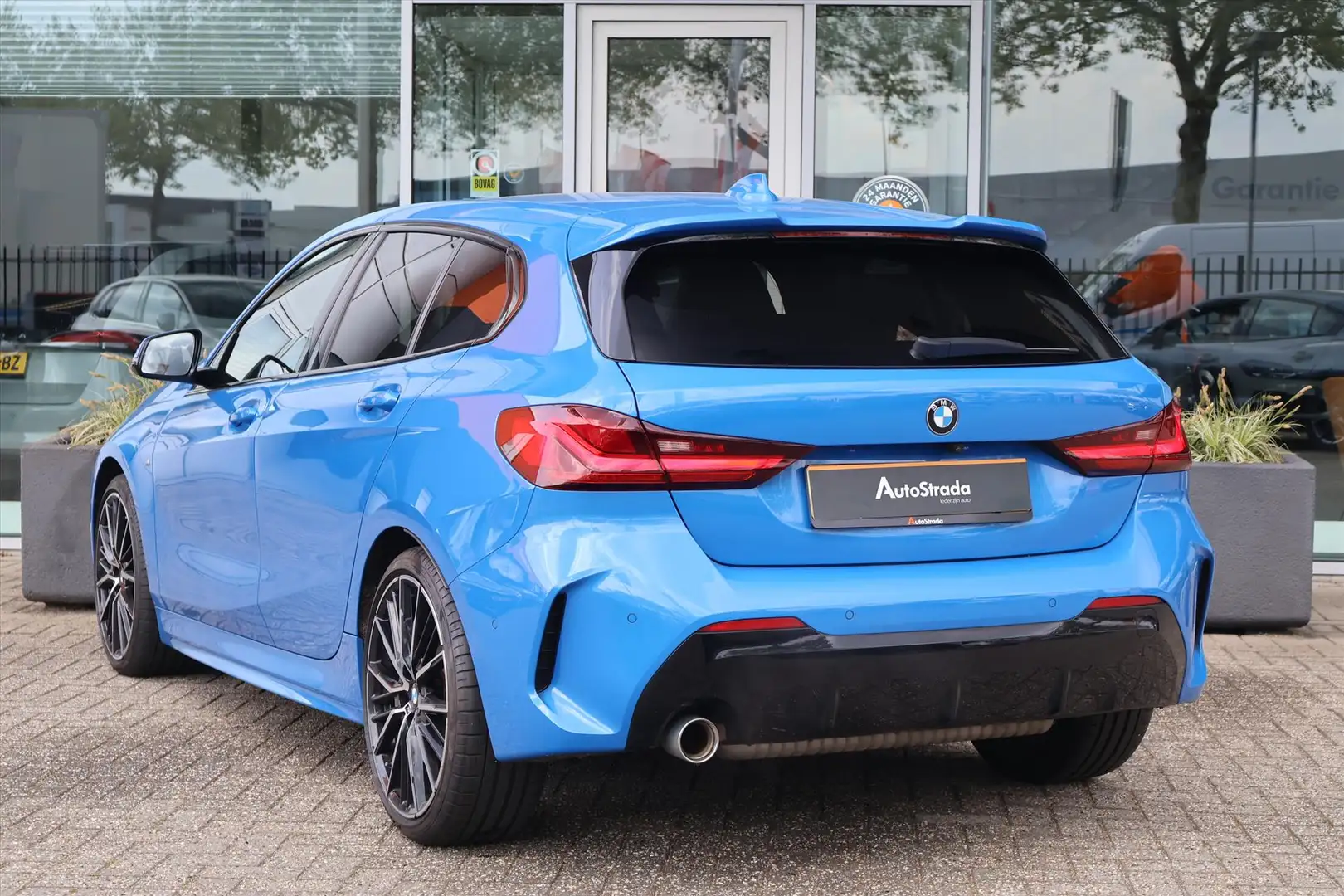 BMW 118 1-Serie (f40) 118i M-Sport 140PK AUT | Carplay I M Bleu - 2
