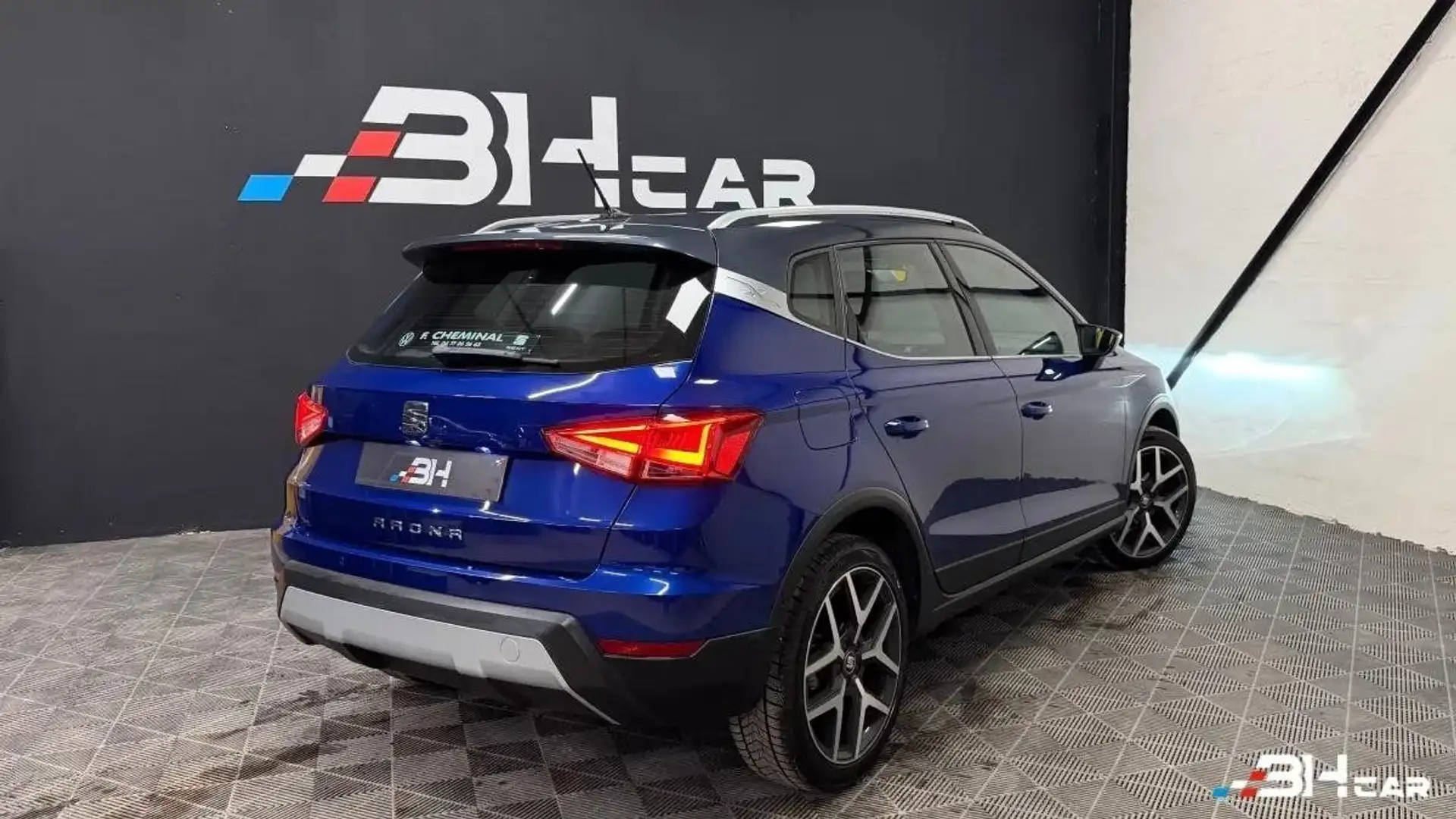 SEAT Arona 1.0 ECOTSI 115 XCELLENCE Bleu - 2