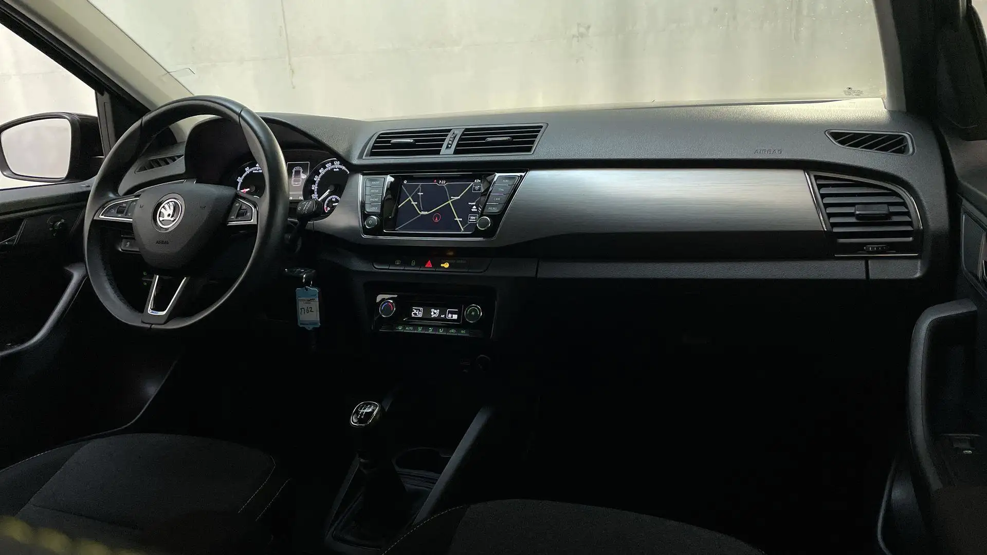 Skoda Fabia Combi 1.0 TSI Business Edition Climate Control DAB Negru - 2