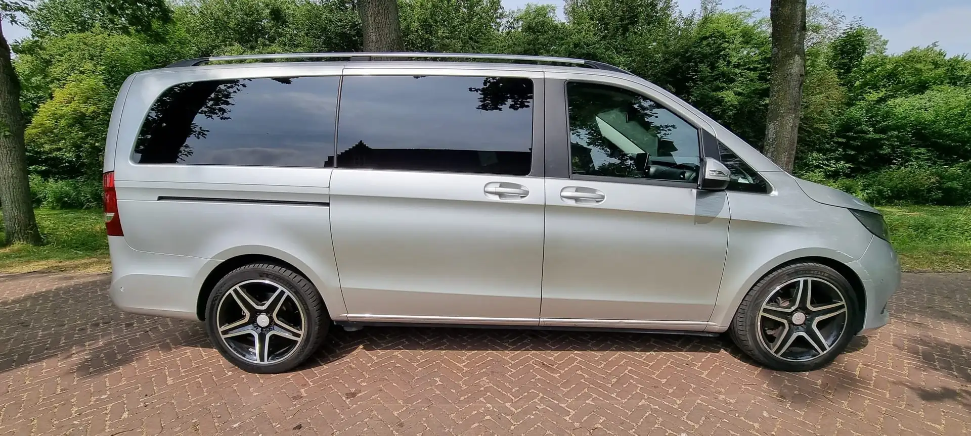 Mercedes-Benz V 220 220 CDI Lang Avantg. Grijs - 1