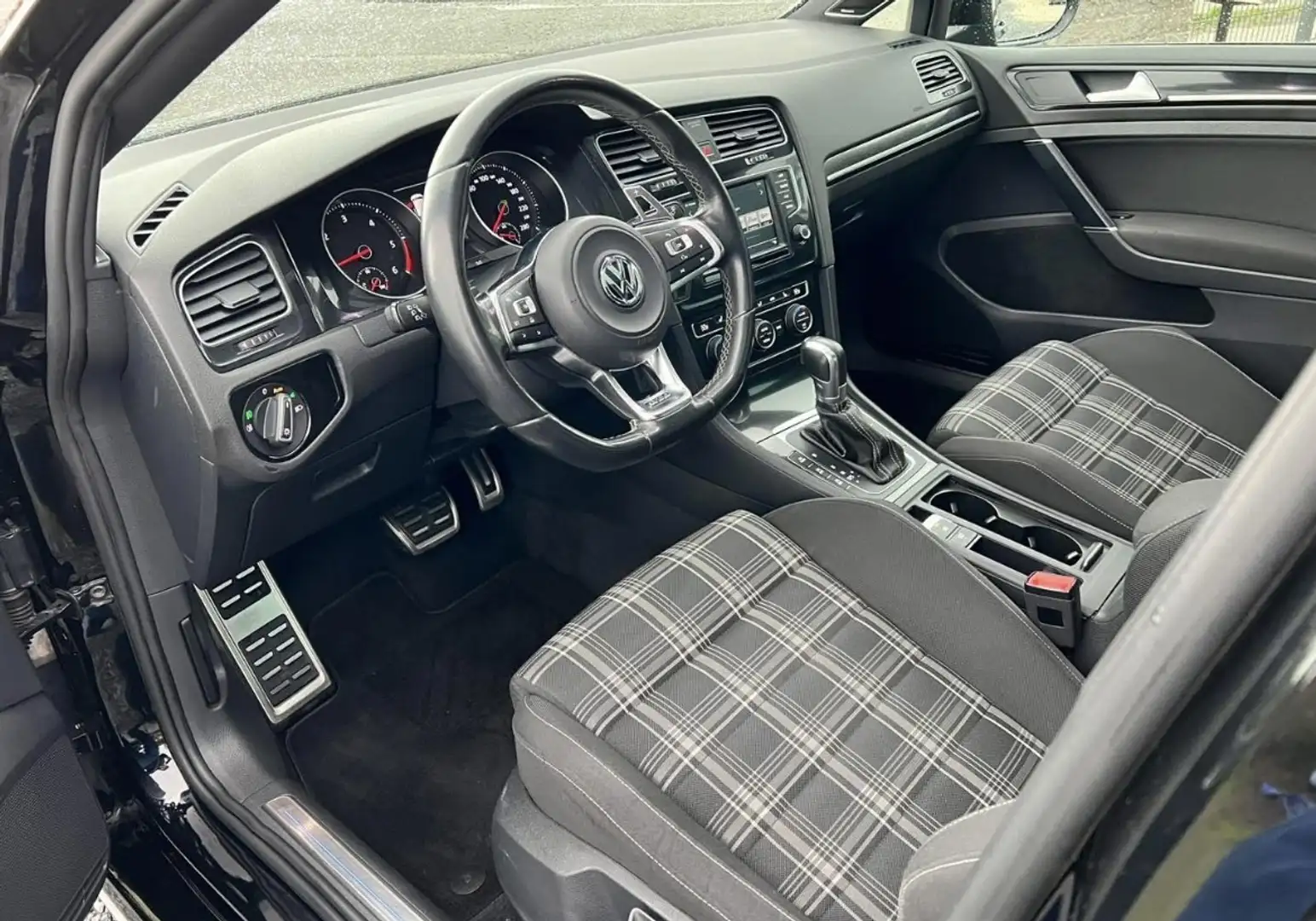 Volkswagen Golf 2.0 TDI 184 BlueMotion Technology FAP DSG6 GTD - 1