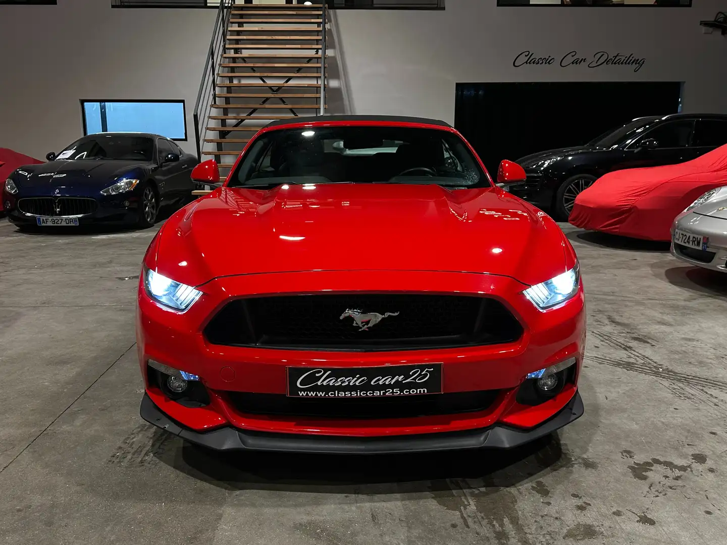 Ford Mustang Convertible V8 5.0 421 GT Rouge - 2