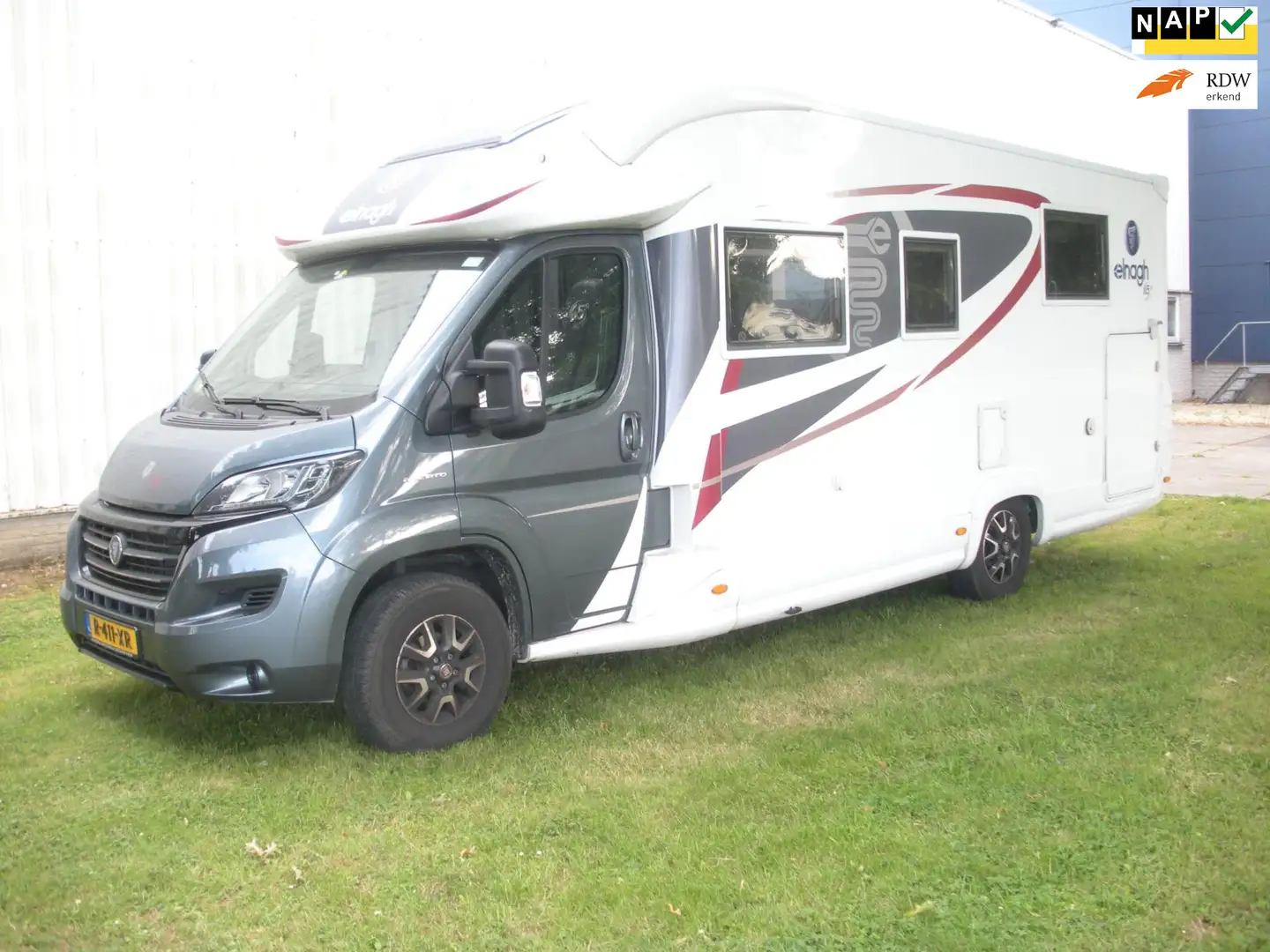 Elnagh T-LOFT 591 73FRB1 Luxe camper 5 persoons Weiß - 1