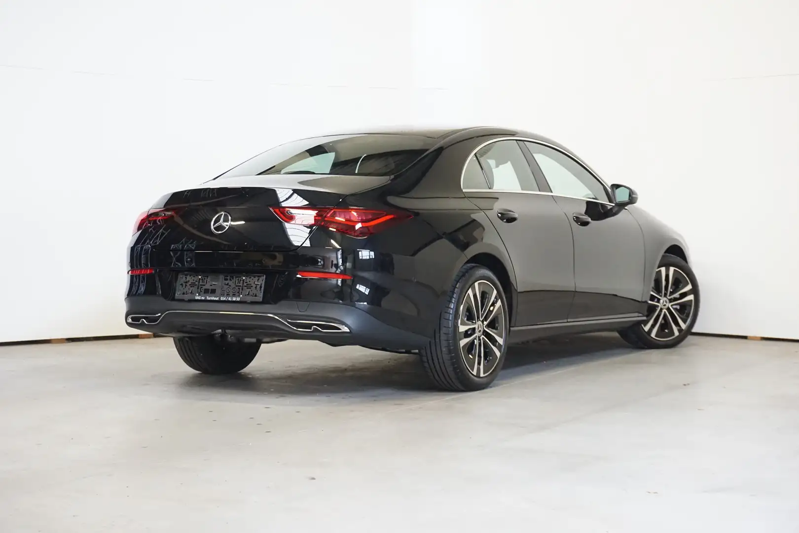 Mercedes-Benz CLA 180 PROGRESSIVE LINE ADVANCED Negro - 2