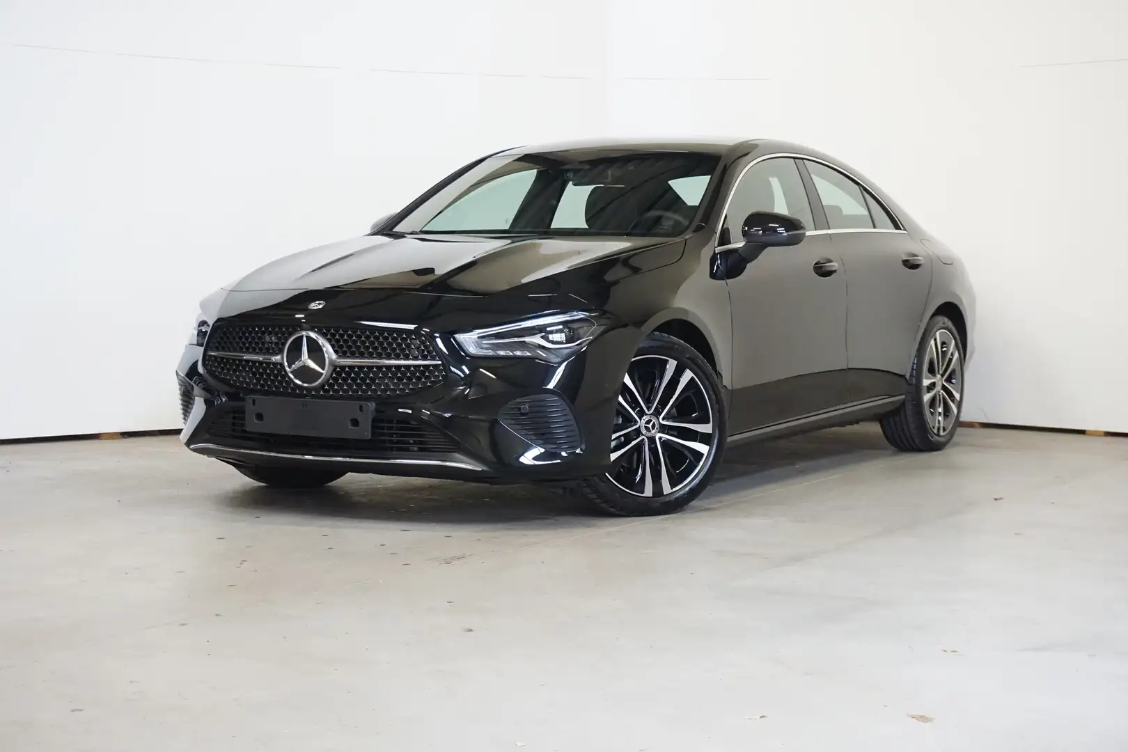 Mercedes-Benz CLA 180 PROGRESSIVE LINE ADVANCED Negro - 1