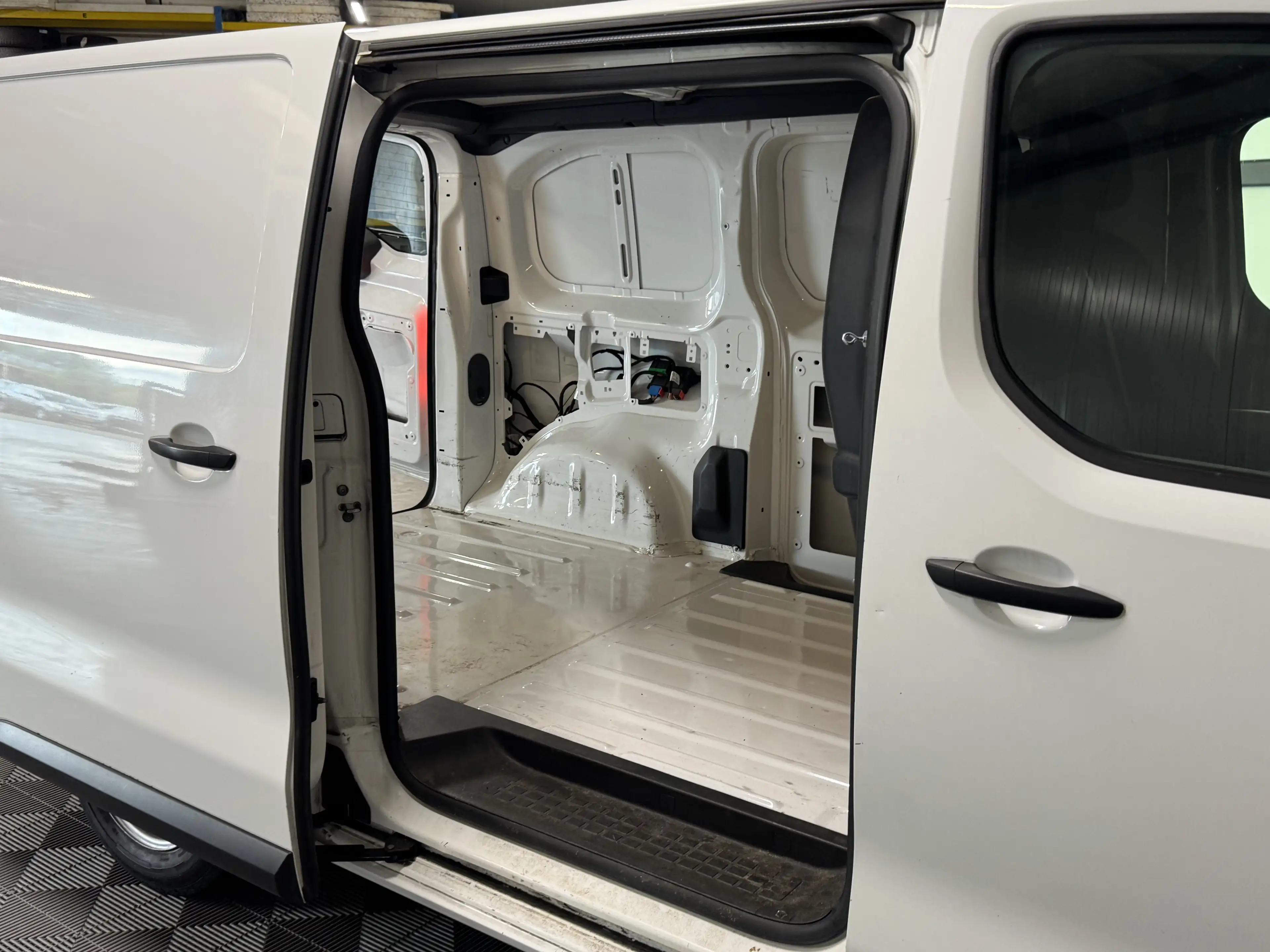 Citroen Jumpy 1.6 BlueHDI 95 | Club M 3-Pers | Airco | Cruise | — photo 4