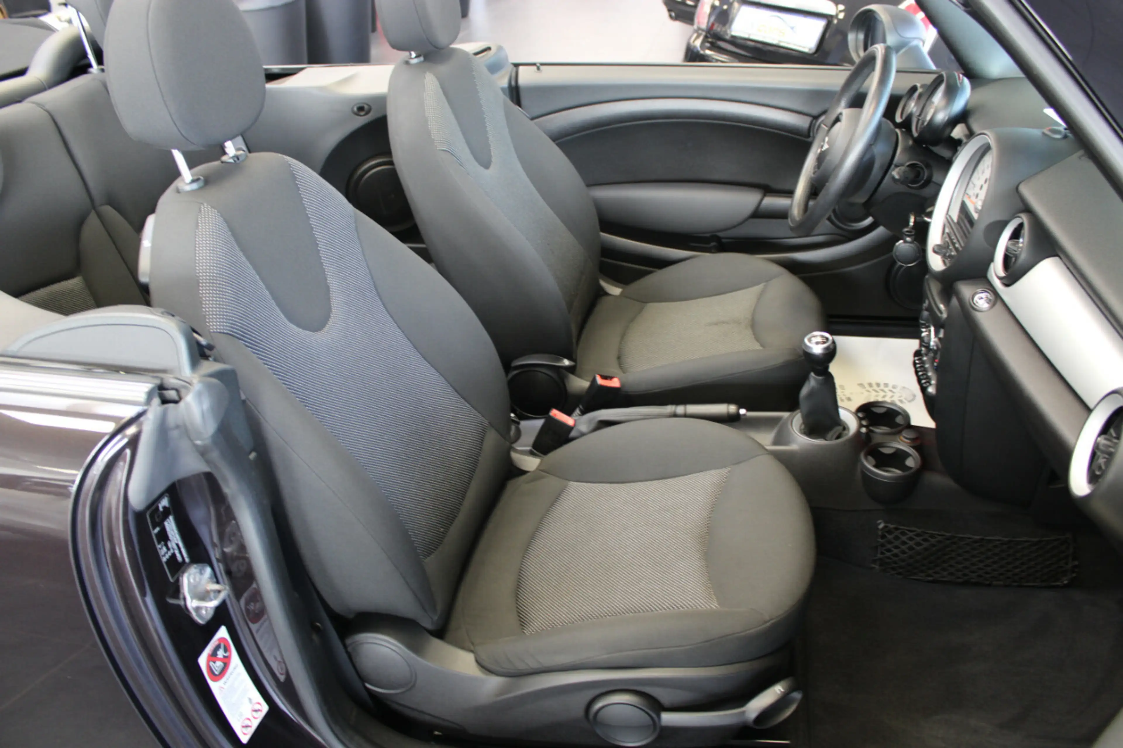 MINI One Cabrio Salt — photo 12