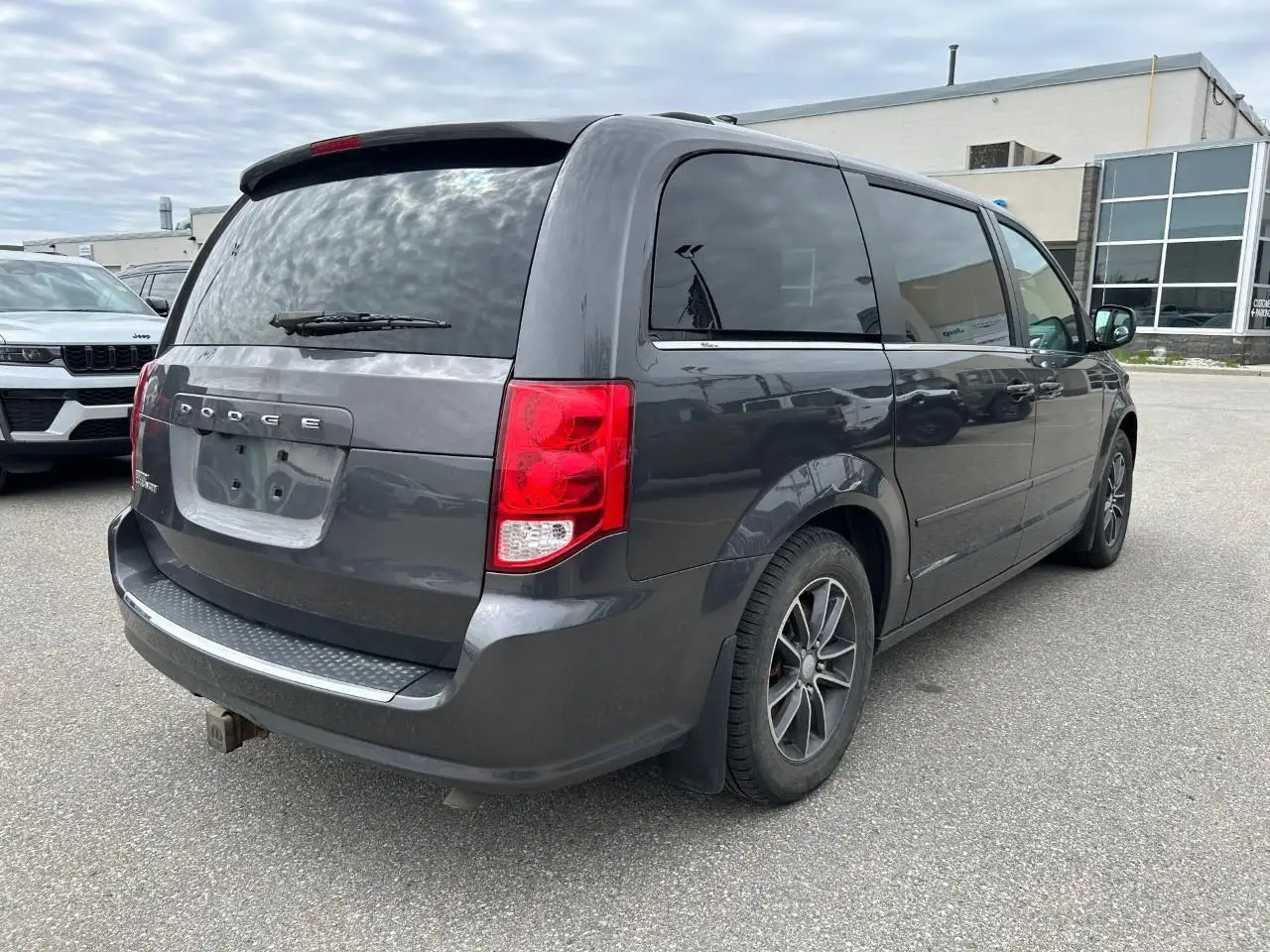 Dodge Grand Caravan снимка Dodge Grand Caravan