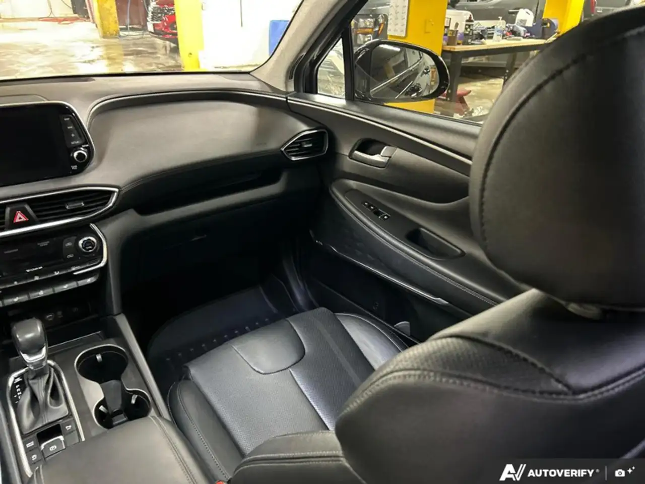 Hyundai SANTA FE снимка Hyundai SANTA FE