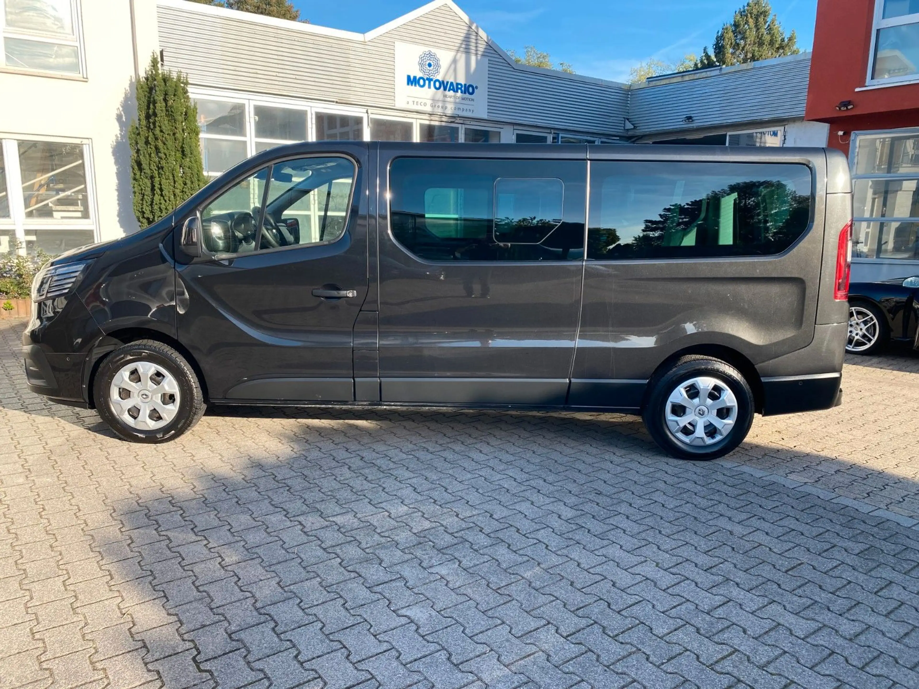 Renault Trafic Combi L2H1 3,0t  Life LED Kamera — photo 4