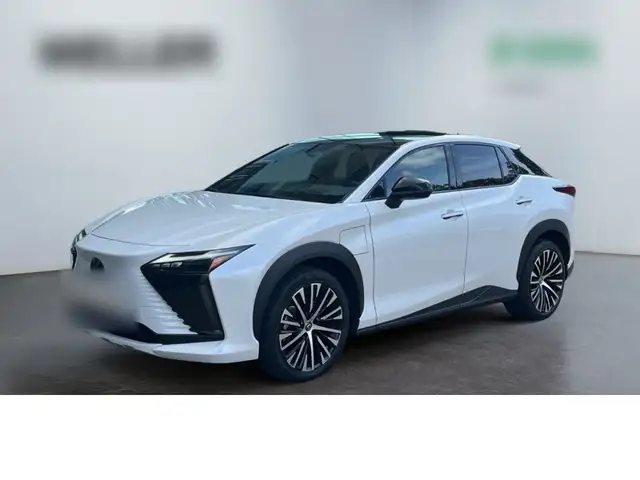 Lexus RZ