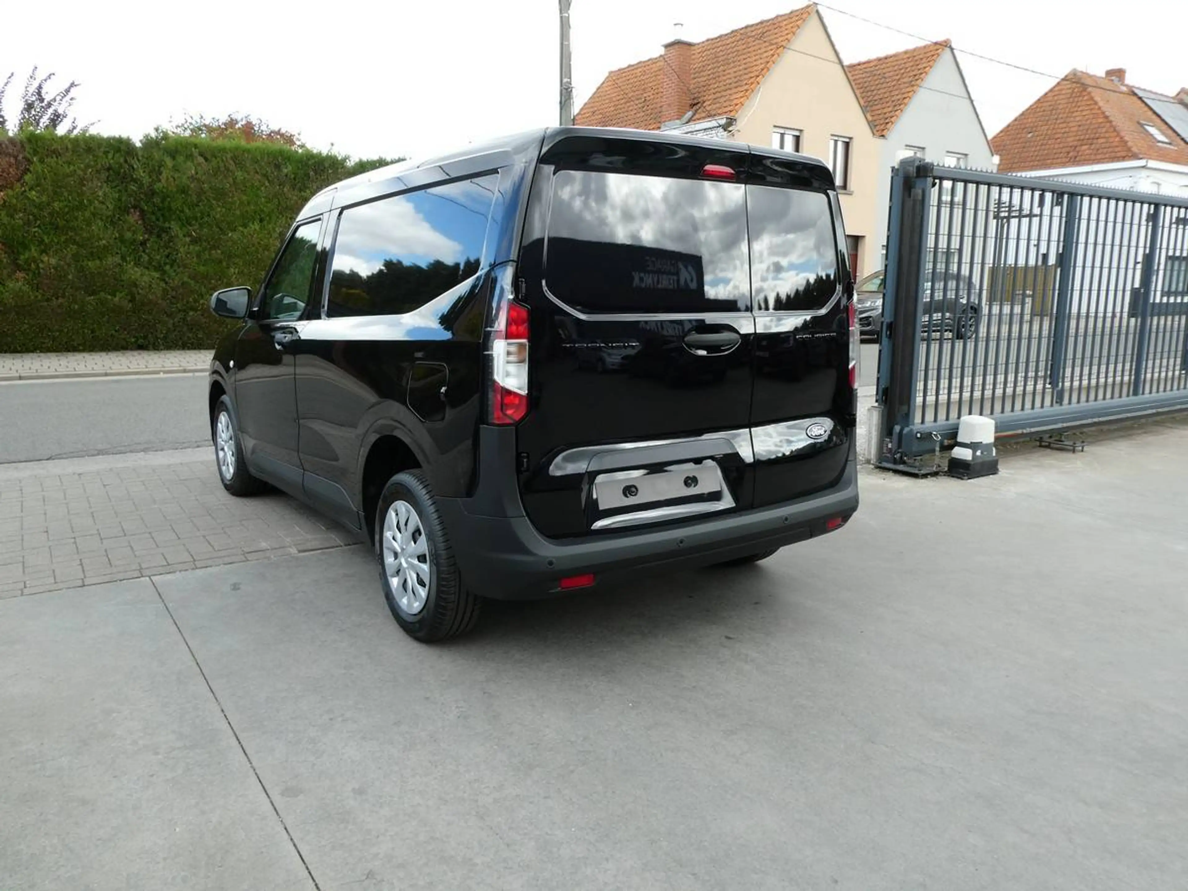 Ford Transit Courier 1.5 TDCi 100pk Trend Lichte Vracht Camera Stock — photo 3