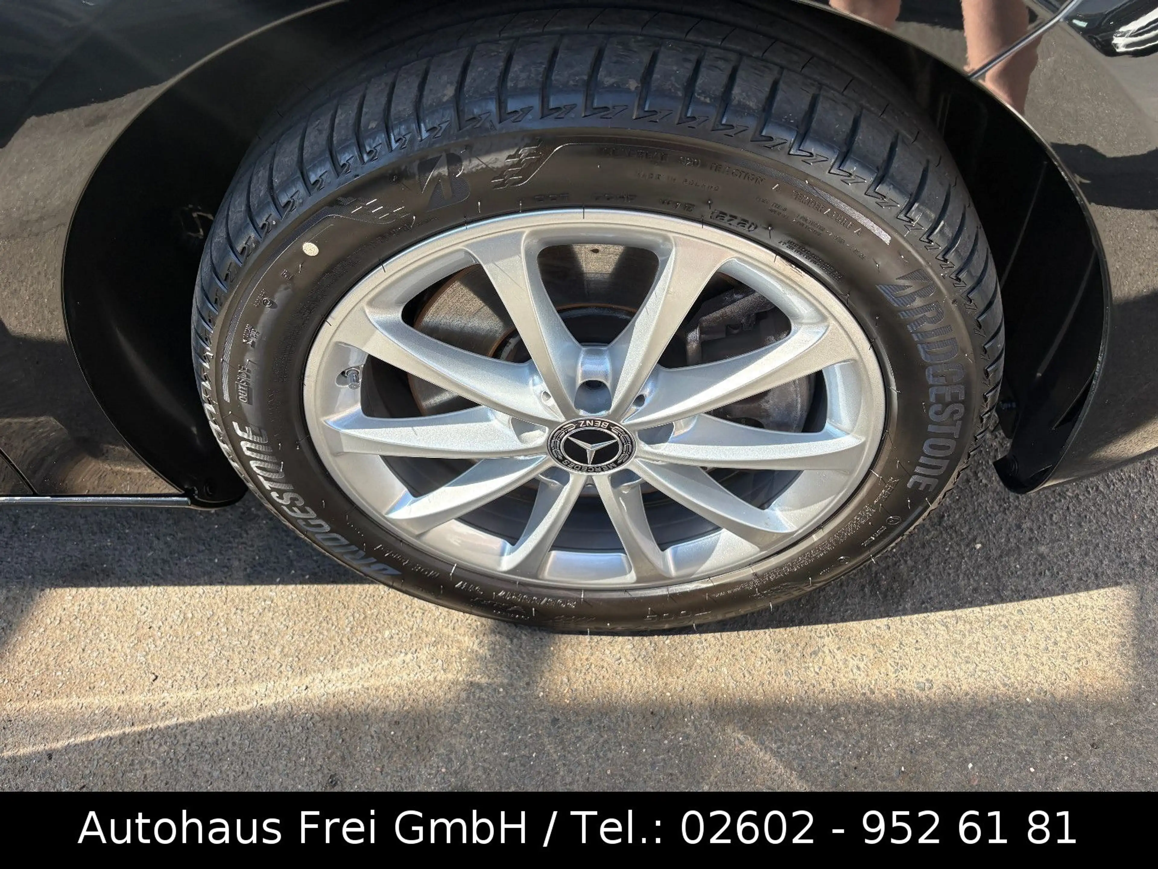 Mercedes-Benz A 250 e Progressive 1-HAND*LED*TEILLEDER*NAVI* — photo 11