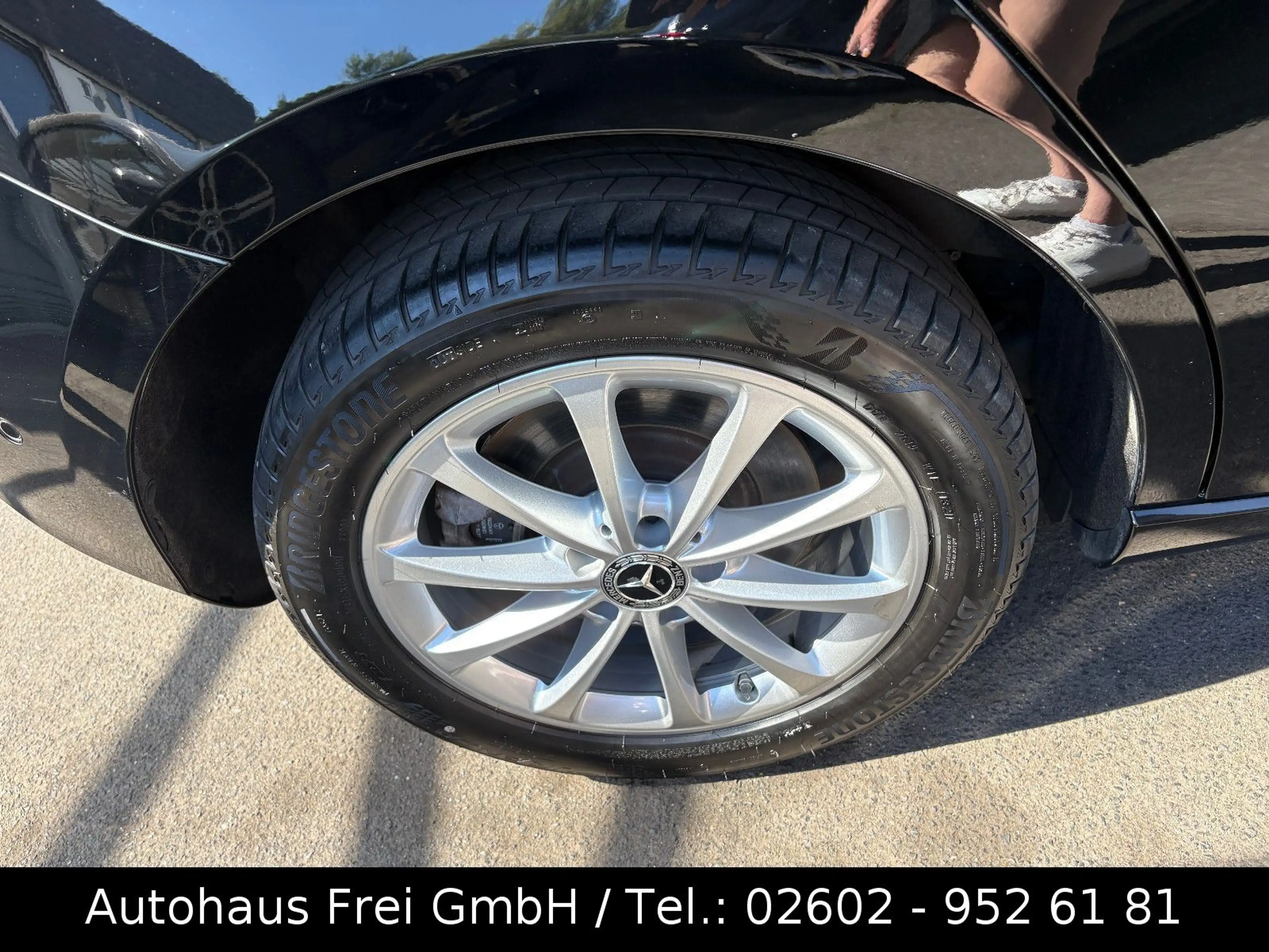 Mercedes-Benz A 250 e Progressive 1-HAND*LED*TEILLEDER*NAVI* — photo 12