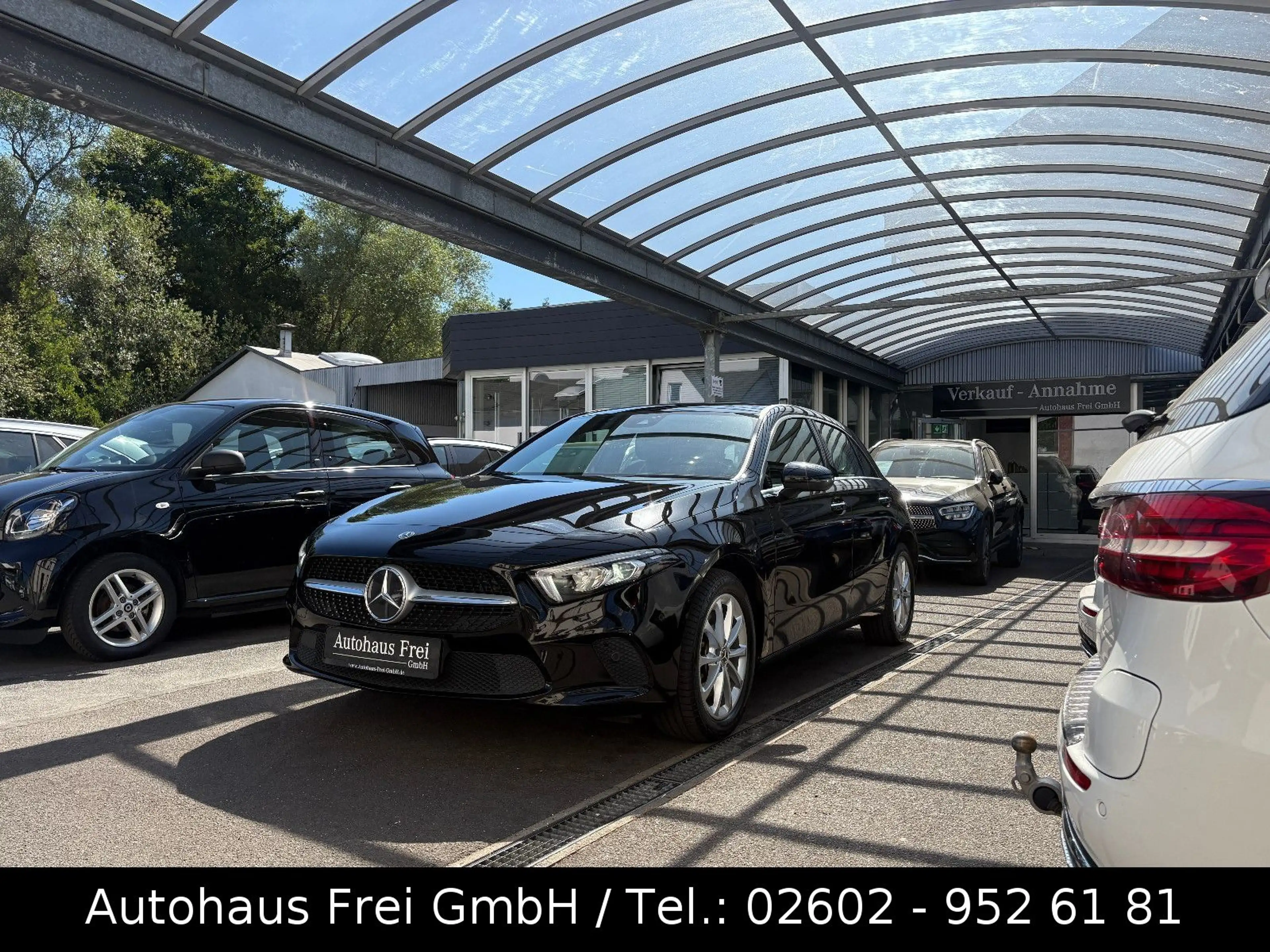 Mercedes-Benz A 250 e Progressive 1-HAND*LED*TEILLEDER*NAVI* — photo 6