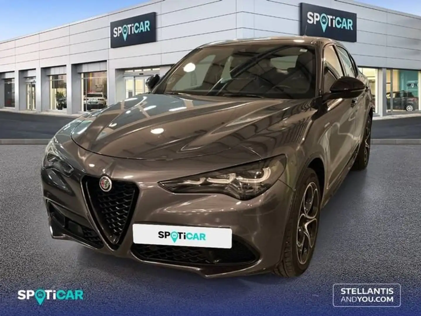 Alfa Romeo Stelvio 2.2 Diésel 154kW (210CV)  Q4 Veloce Gris - 1