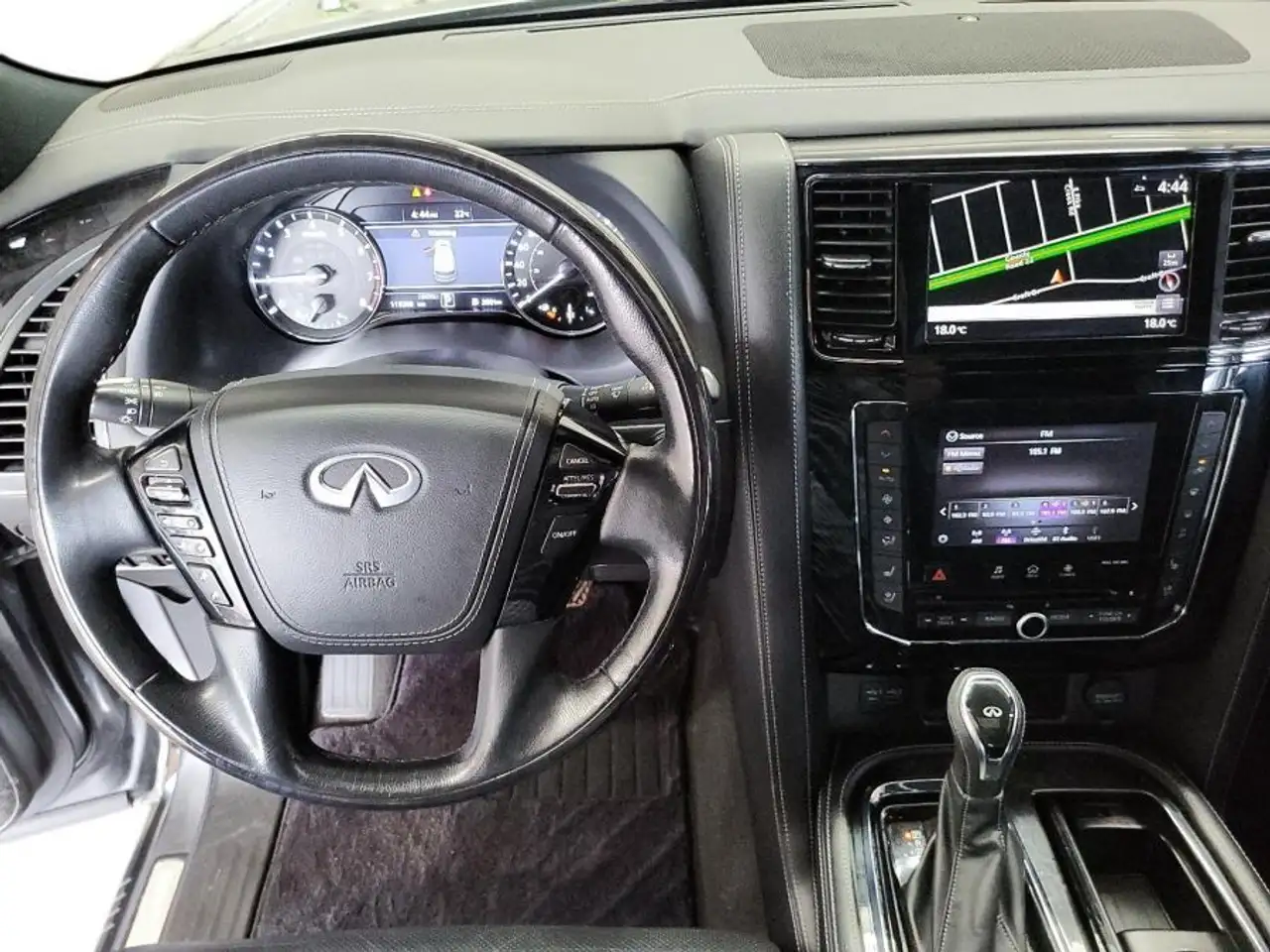 Infiniti QX80 fotografie Infiniti QX80