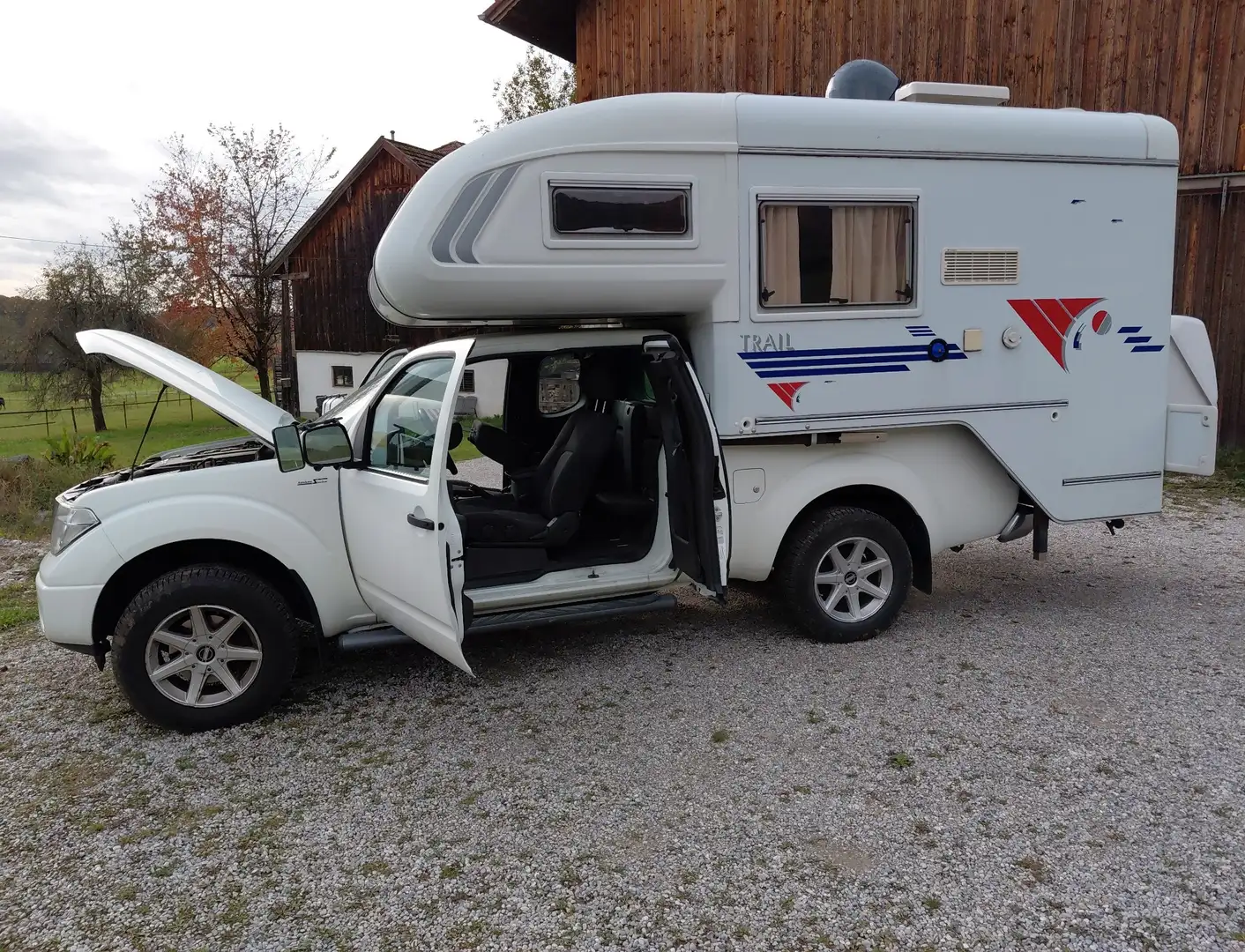 Nissan Navara King Cab LE 2,5 16V 4x4 mit Tischerkabine - 1