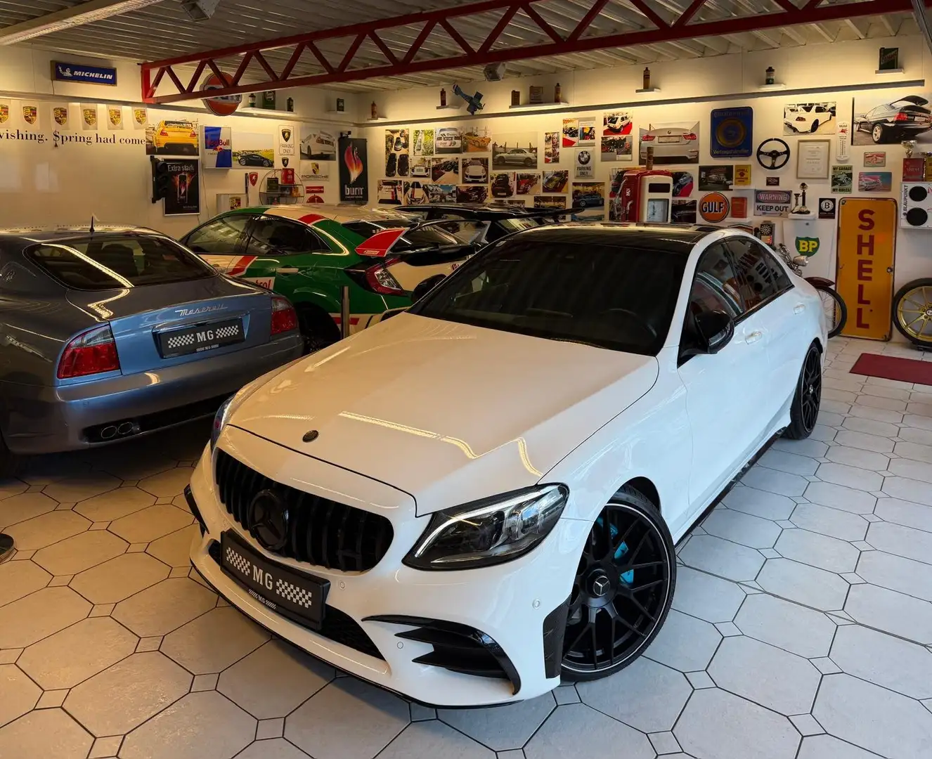 Mercedes-Benz C 200 C 200 AMG-Line + AMG-C43 Optik Weiß - 1