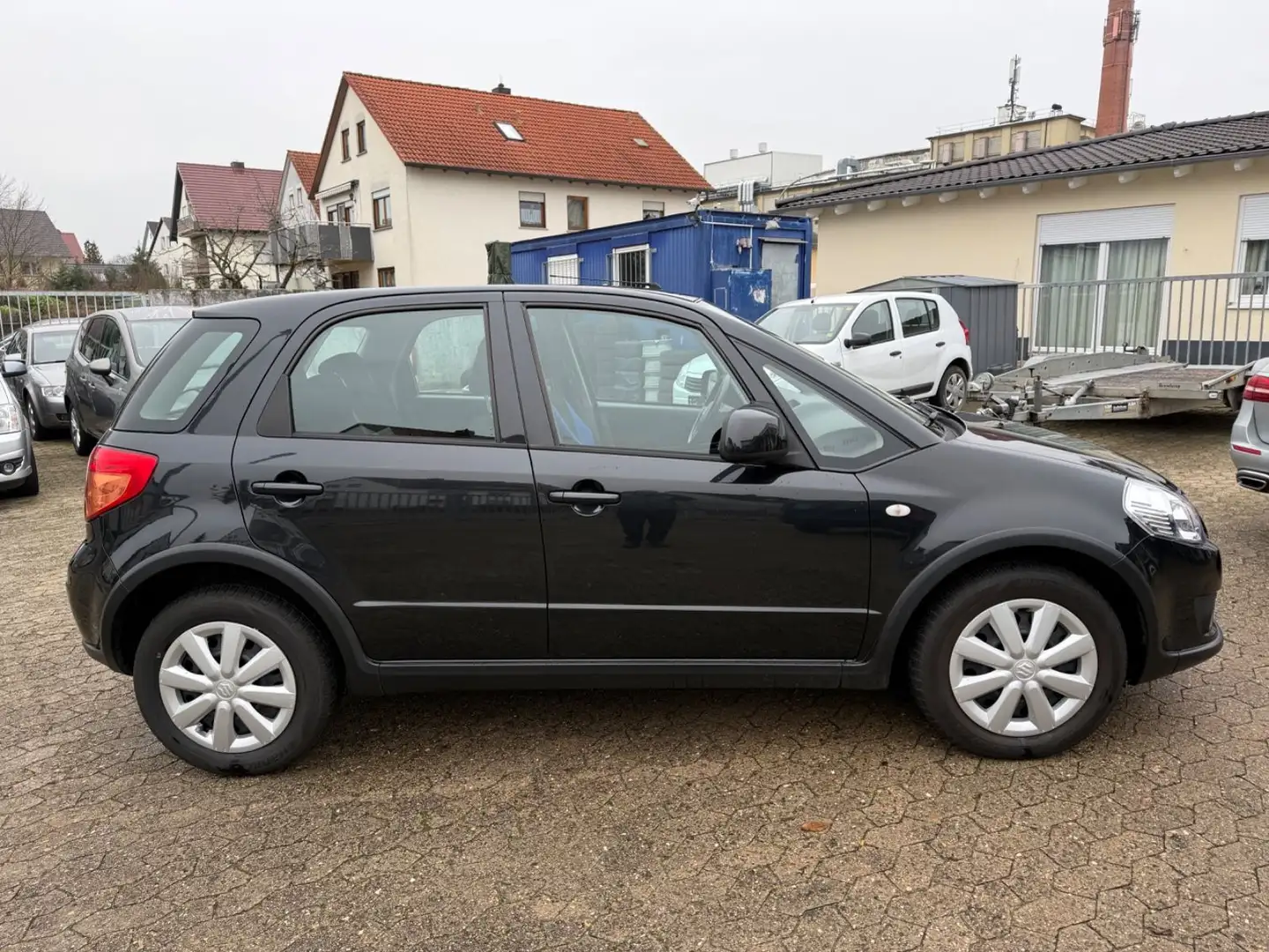 Suzuki SX4 TÜV 4-27,KD GEPL,KLI,EFH,ZV,KORFLÜGEL SCHAD Negro - 1