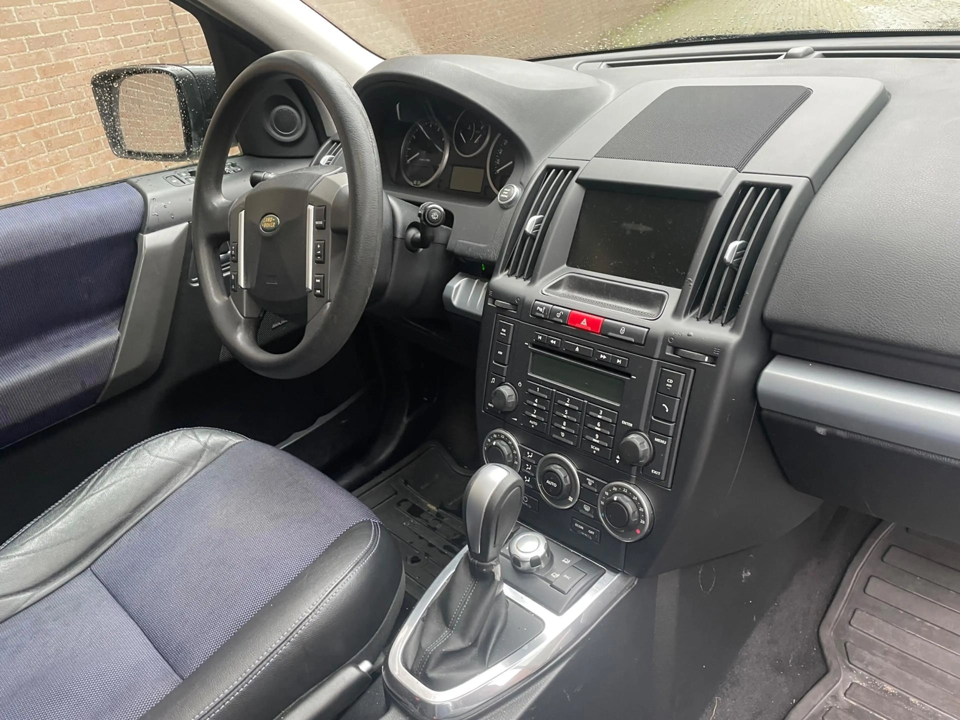 Land Rover Freelander 3.2 i6 HSE Automaat Pano — photo 11