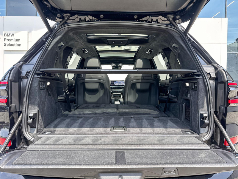 BMW X7 M60i xDrive | M Sport | Driving Assistant Professi — photo 13