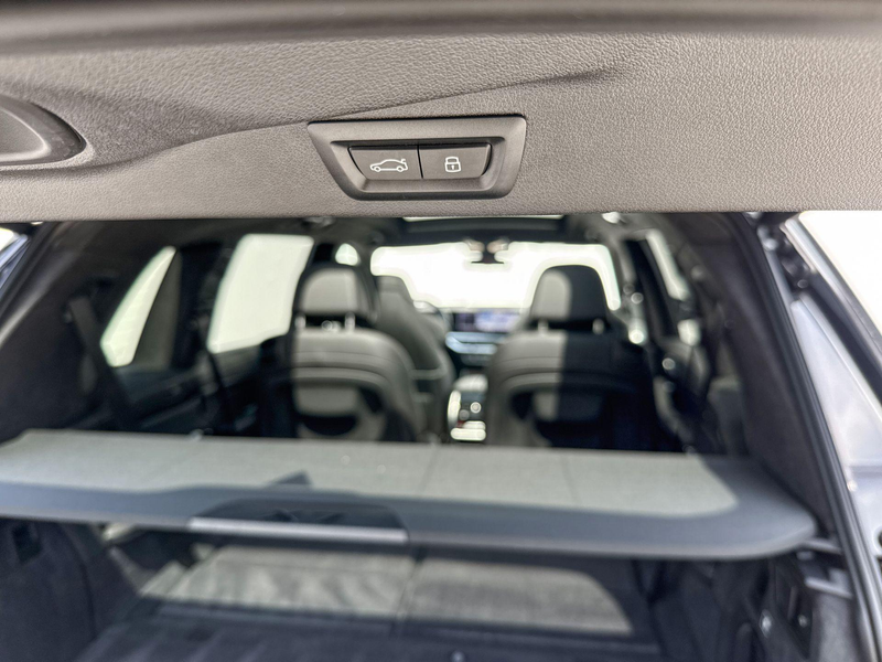 BMW X7 M60i xDrive | M Sport | Driving Assistant Professi — photo 14