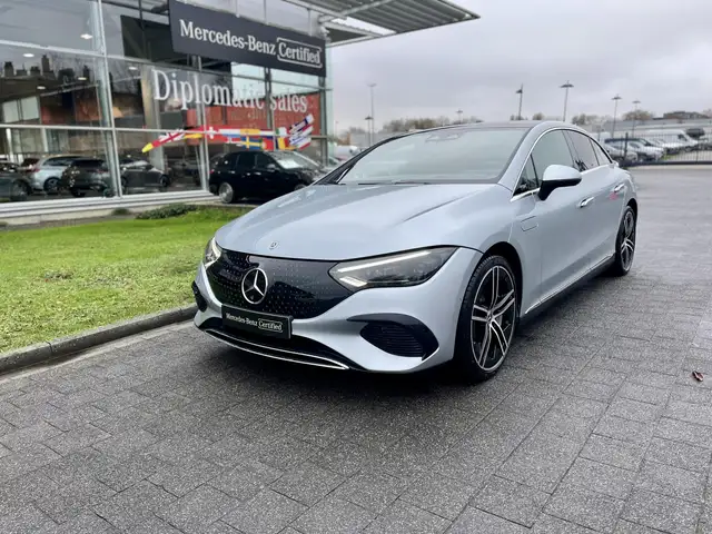Mercedes-Benz EQE 350 350+