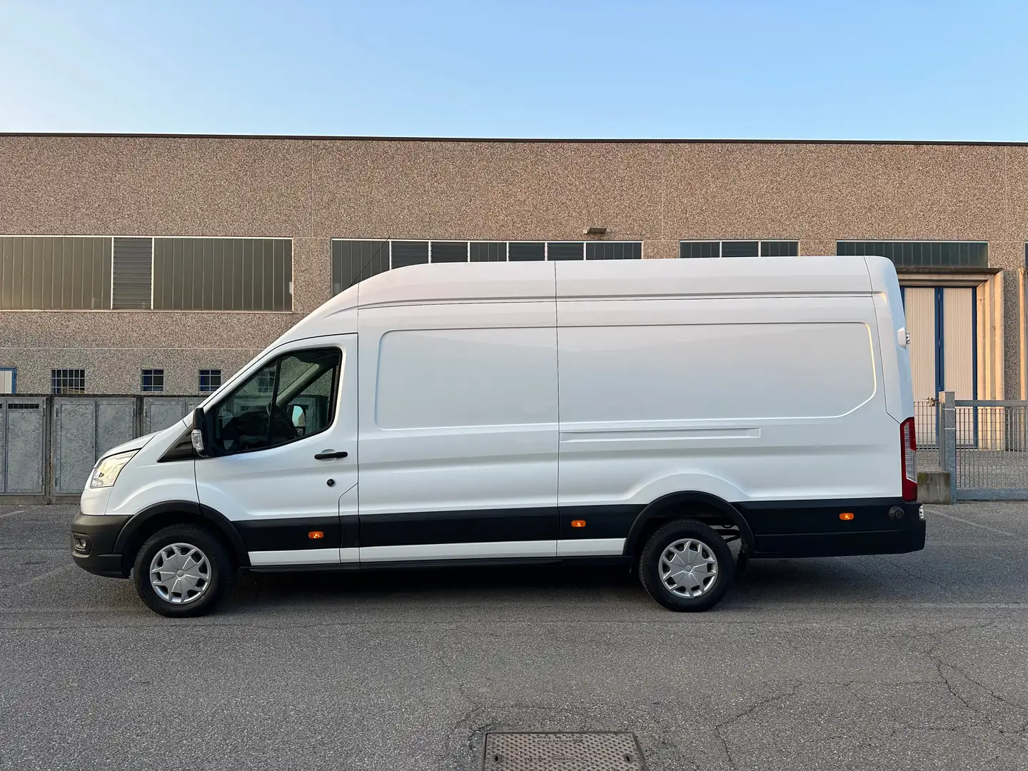 Ford Transit 35 2.0 tdci 170cv- L4H3 - EURO 6-ISC-FCM Wit - 2