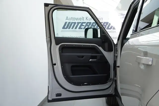 Land Rover Defender Defender 2.0PHEV X Dyn SE DAB AHK Ansicht 10