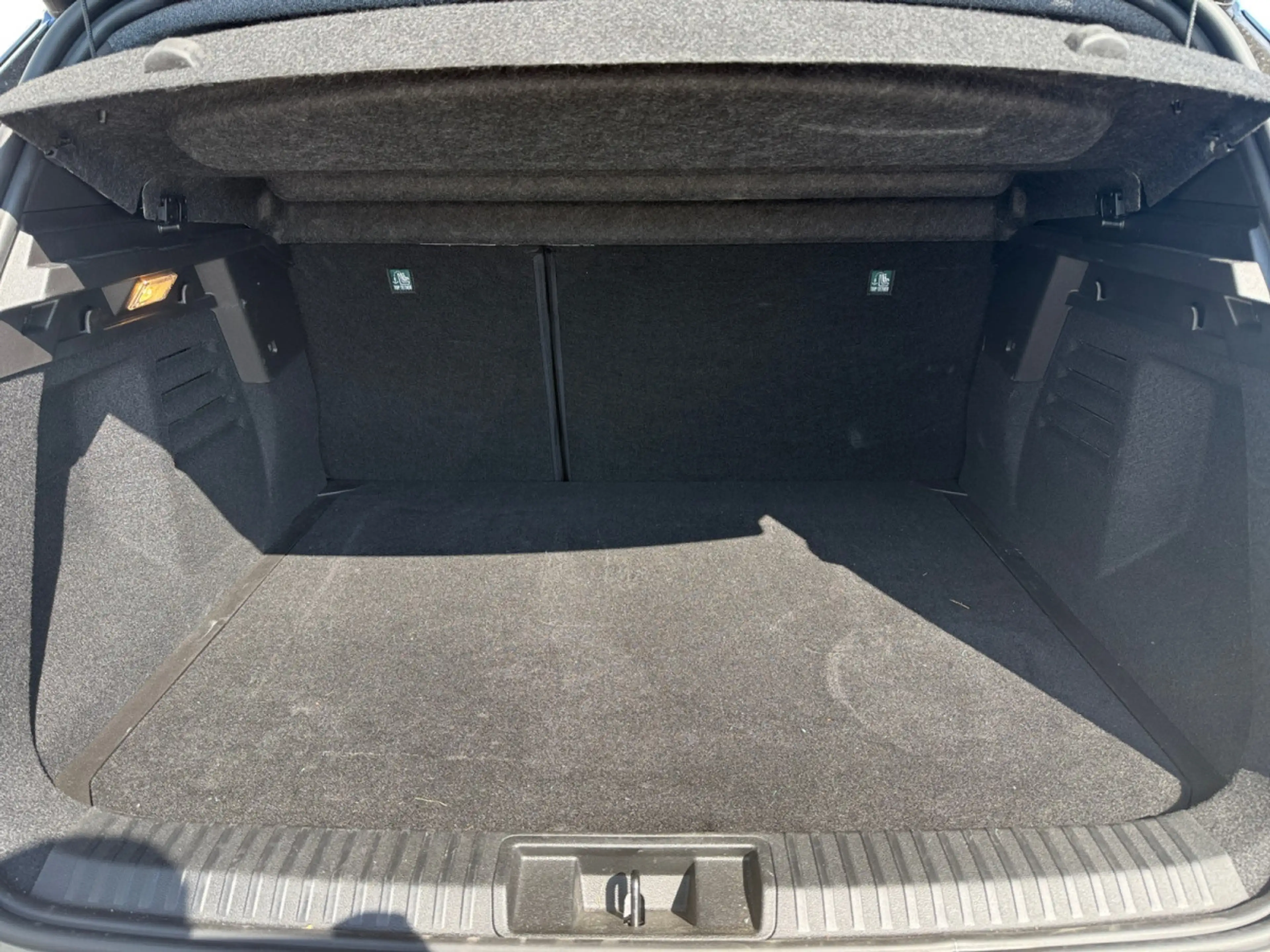 Renault Symbioz Iconic E-Tech full hybrid 145 hp — photo 9
