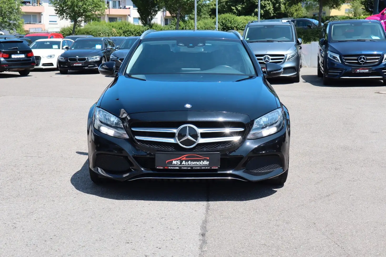 Mercedes-Benz C 180 T BlueTec / d 7G Avantgarde Navi_Distronic Schwarz - 2