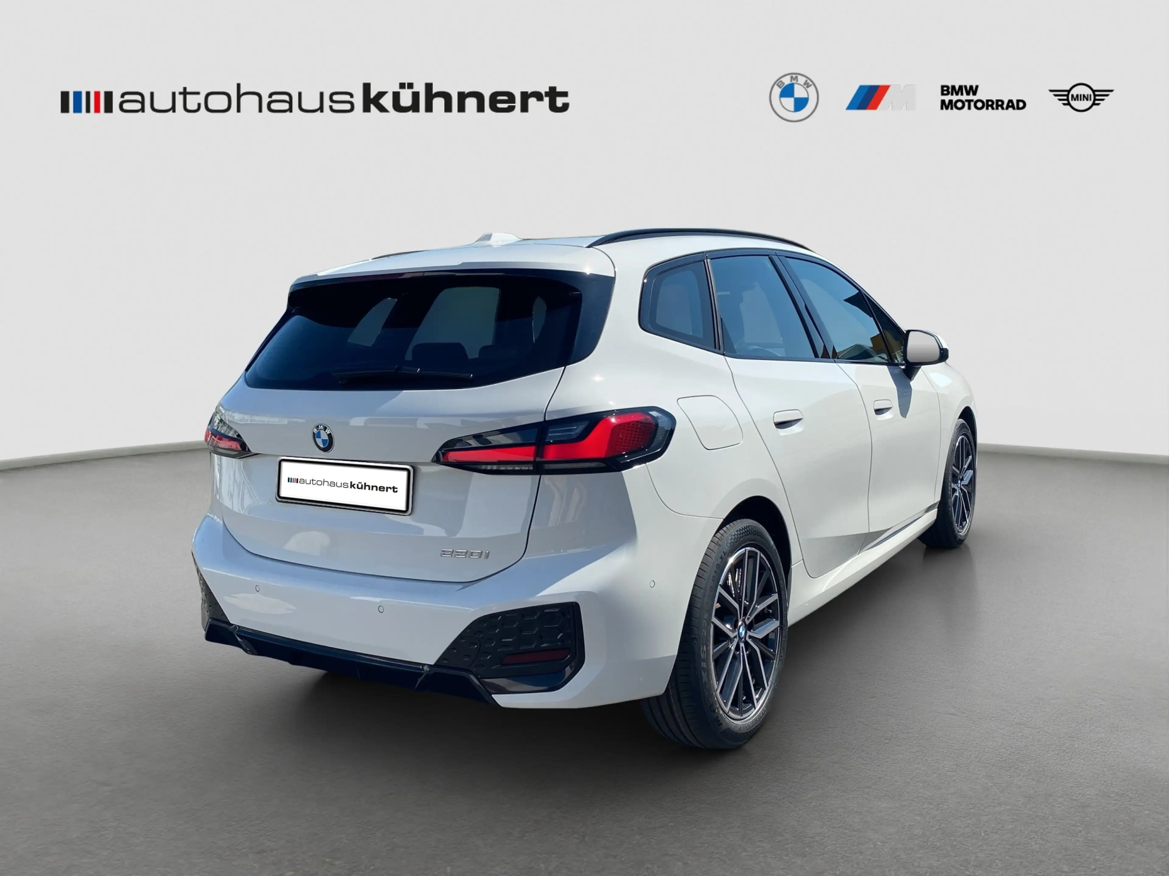 BMW 220 220i Active Tourer ///M-Sport ACC ParkA+ AHK — photo 7