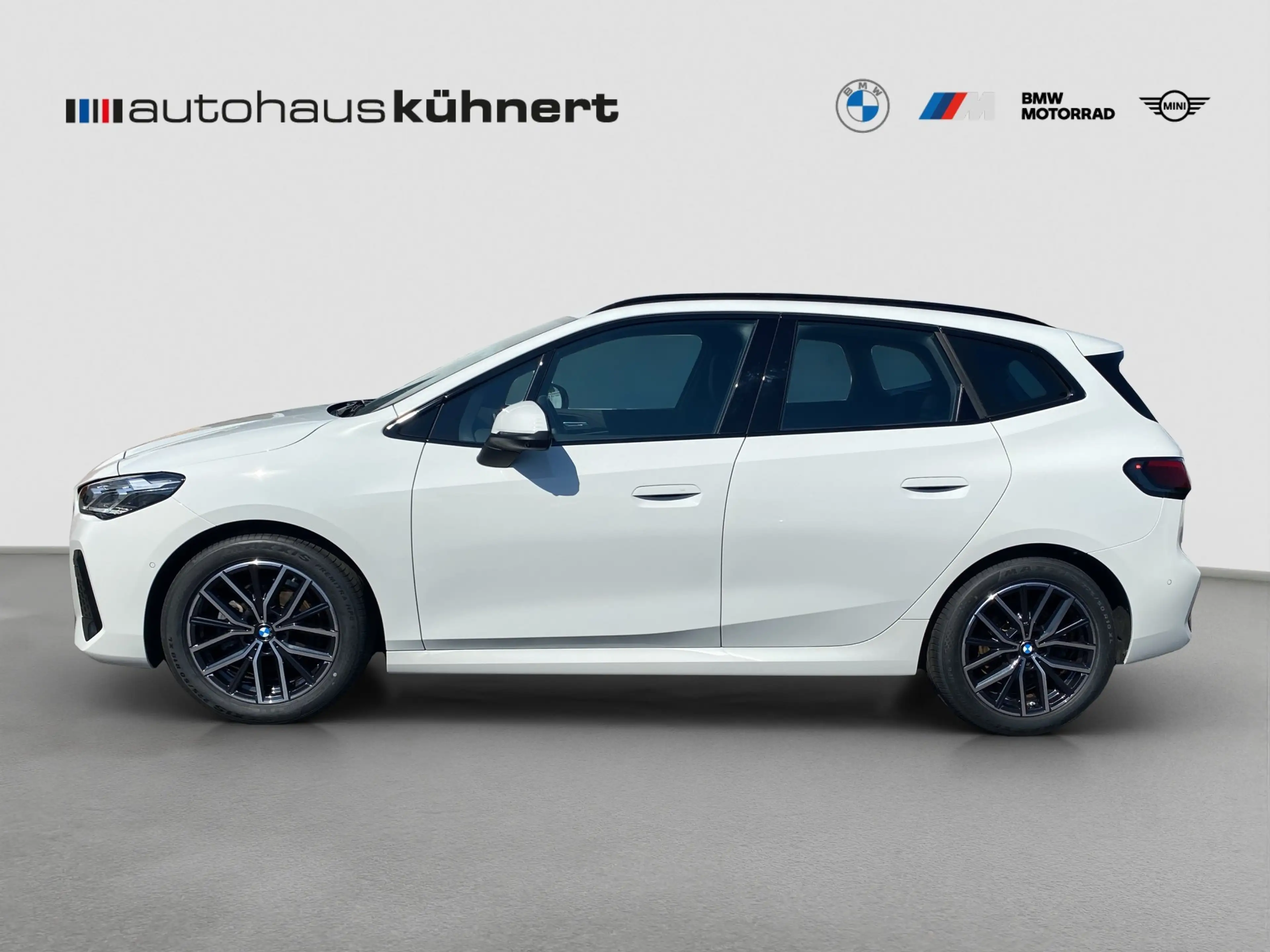 BMW 220 220i Active Tourer ///M-Sport ACC ParkA+ AHK — photo 4