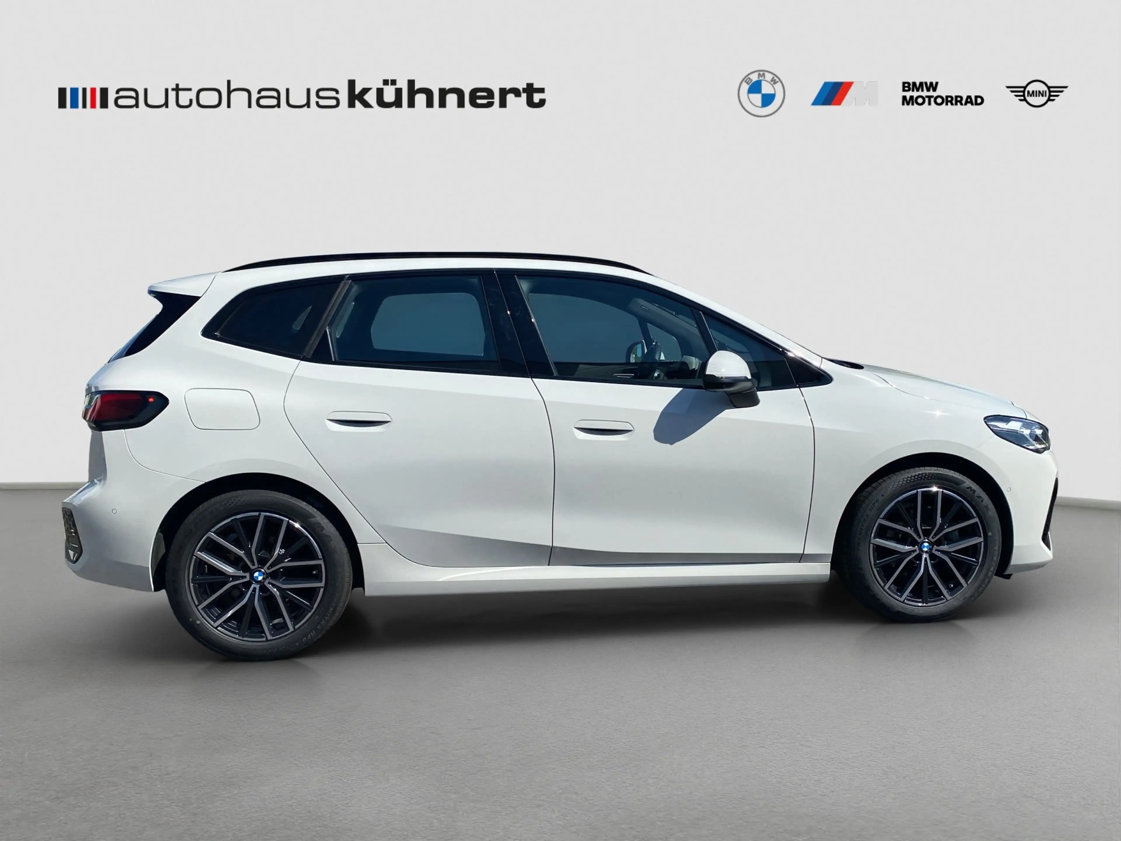 BMW 220 220i Active Tourer ///M-Sport ACC ParkA+ AHK — photo 8