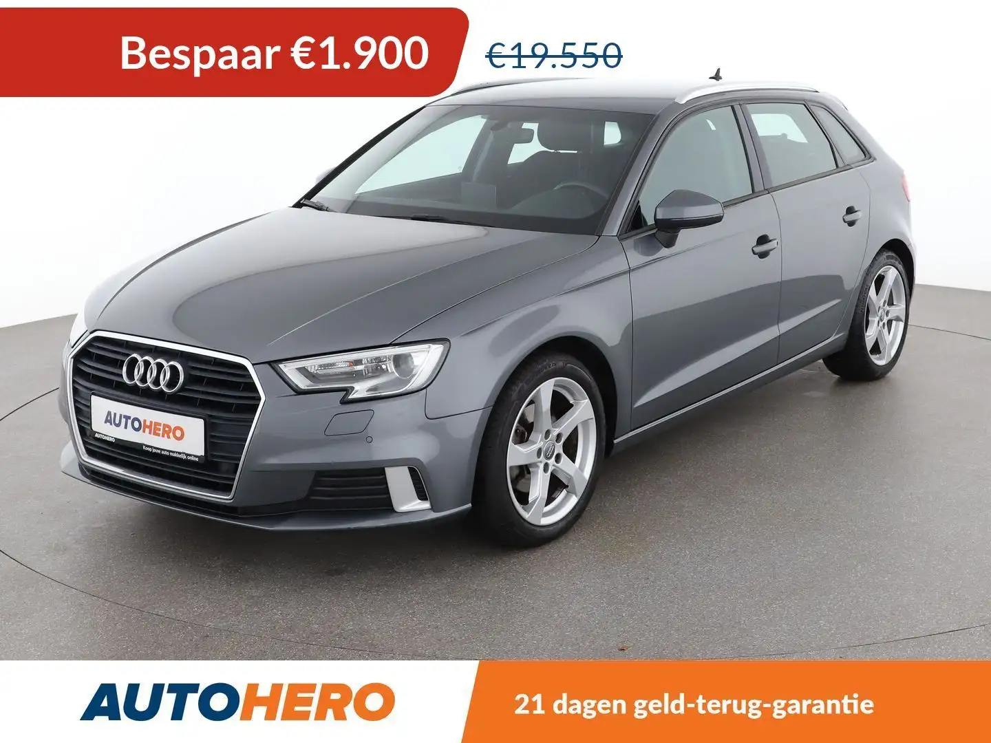 Audi A3 30 TFSI Sport Grijs - 1